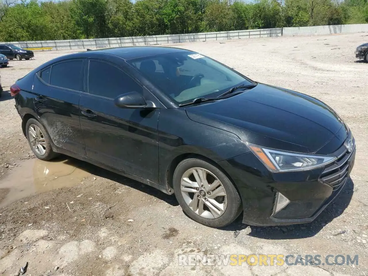 4 Photograph of a damaged car 5NPD84LF3KH461779 HYUNDAI ELANTRA 2019