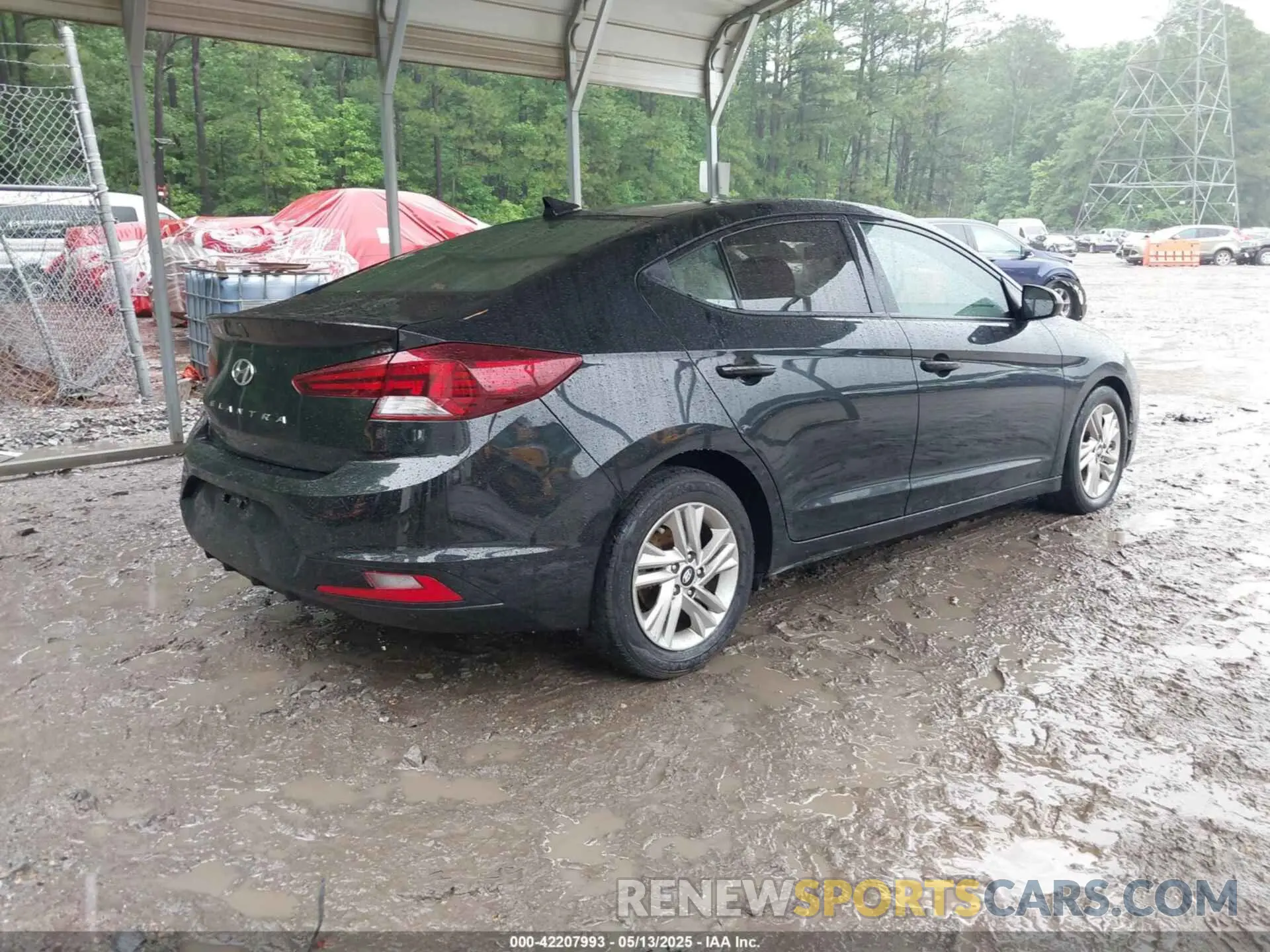4 Photograph of a damaged car 5NPD84LF3KH497536 HYUNDAI ELANTRA 2019
