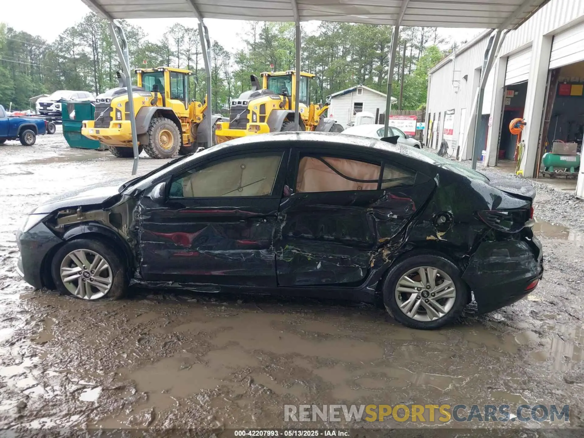 6 Photograph of a damaged car 5NPD84LF3KH497536 HYUNDAI ELANTRA 2019