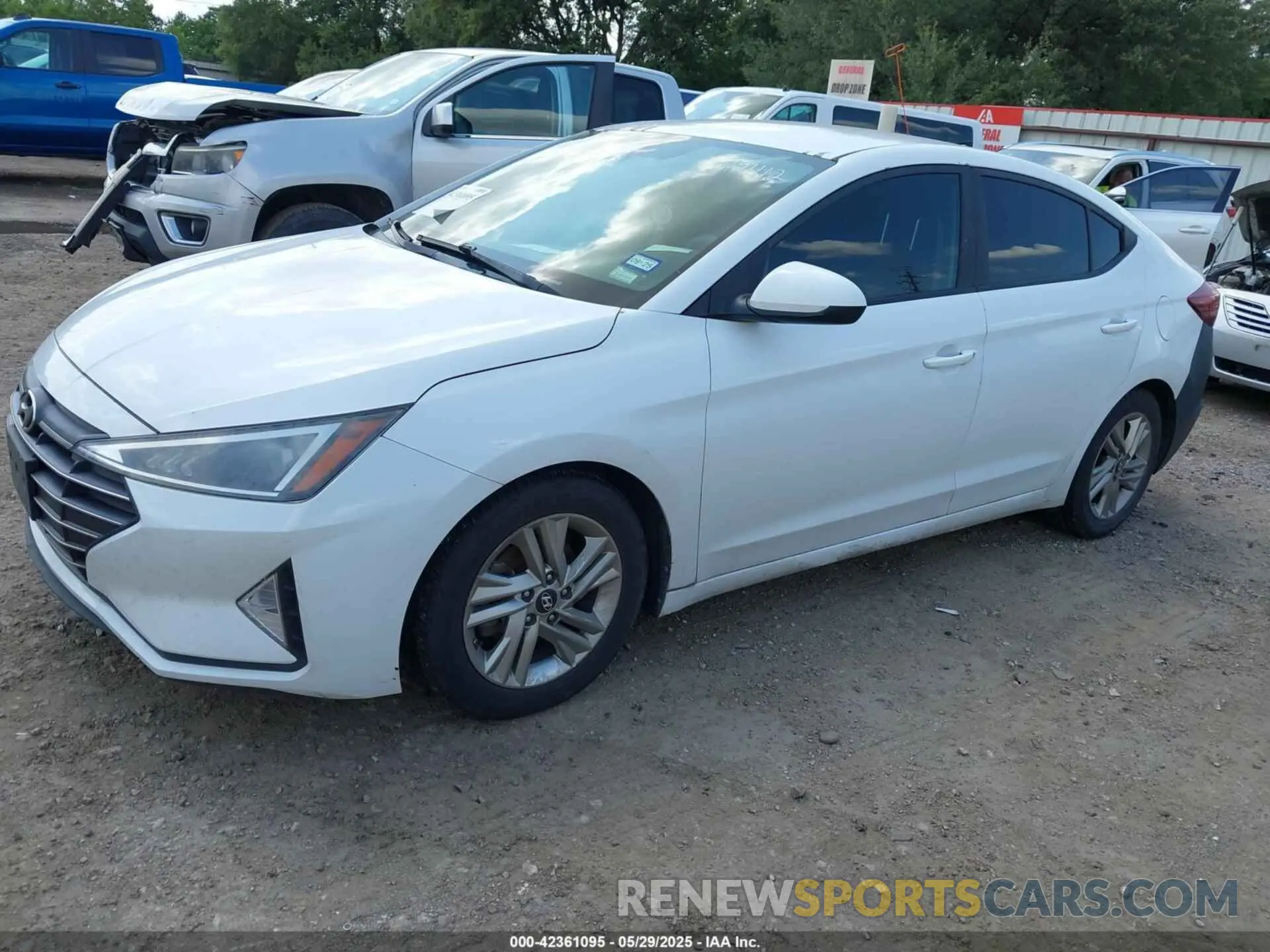 2 Photograph of a damaged car 5NPD84LF4KH404409 HYUNDAI ELANTRA 2019