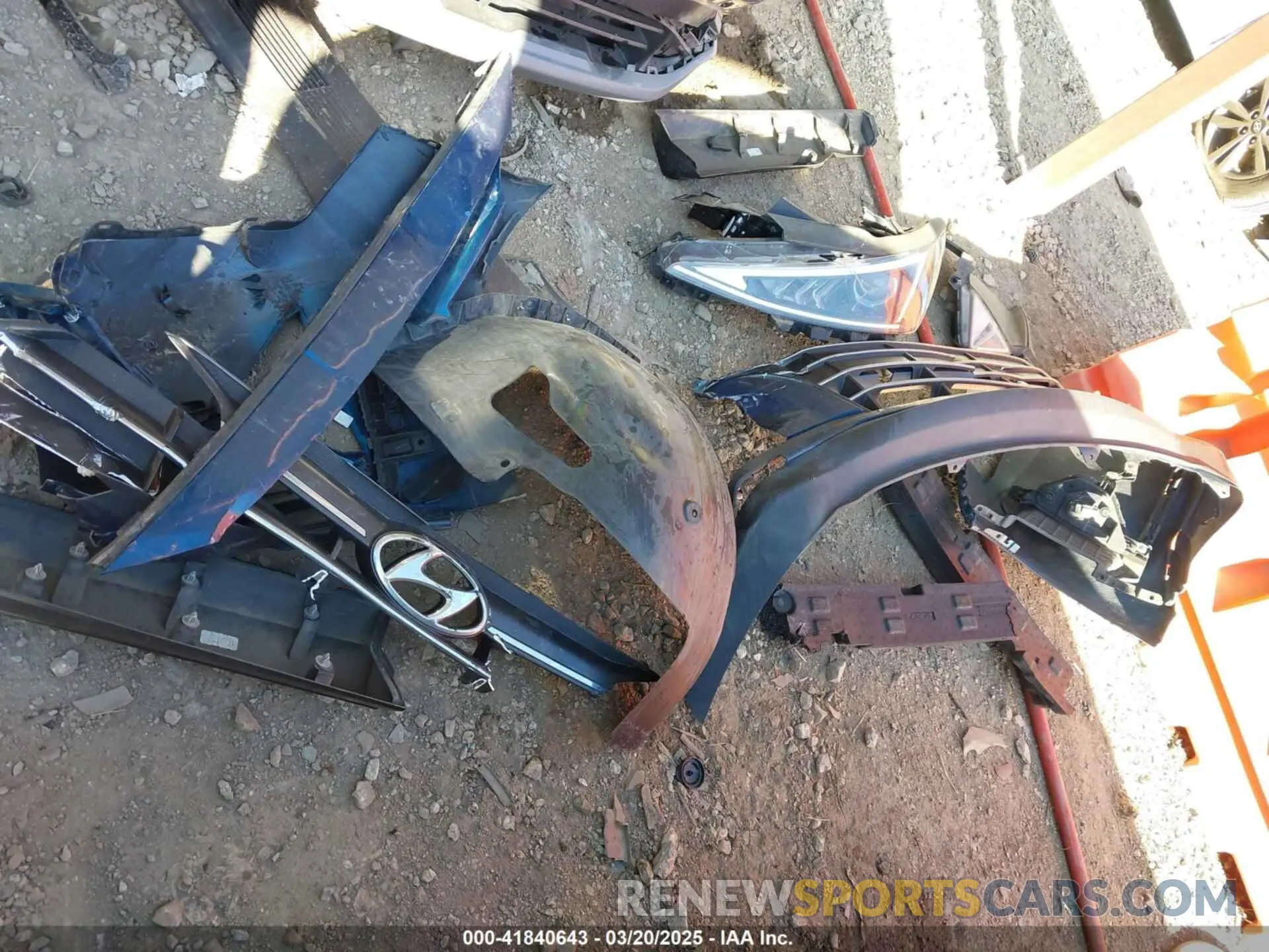 11 Photograph of a damaged car 5NPD84LF4KH412557 HYUNDAI ELANTRA 2019