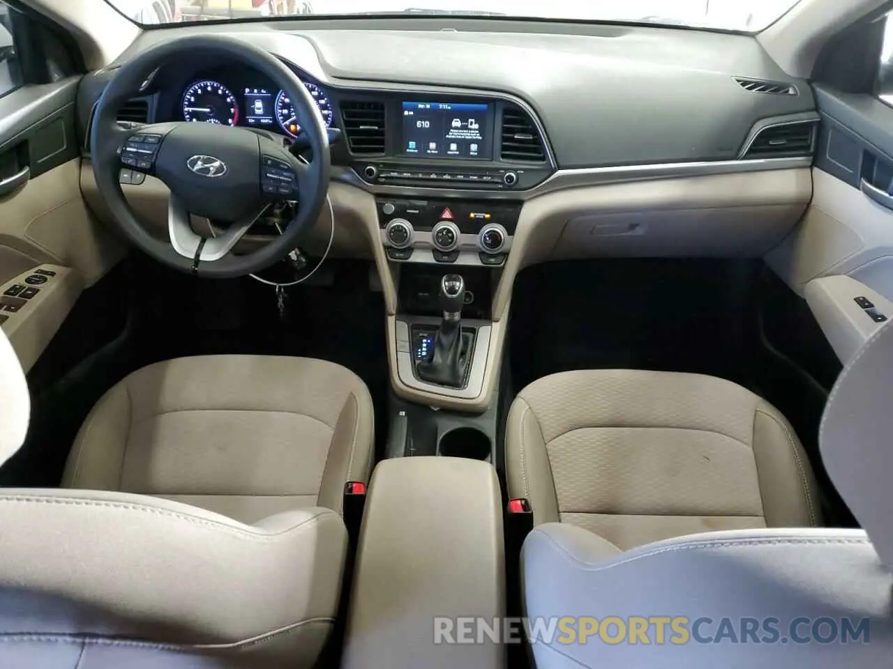 8 Photograph of a damaged car 5NPD84LF4KH416995 HYUNDAI ELANTRA 2019