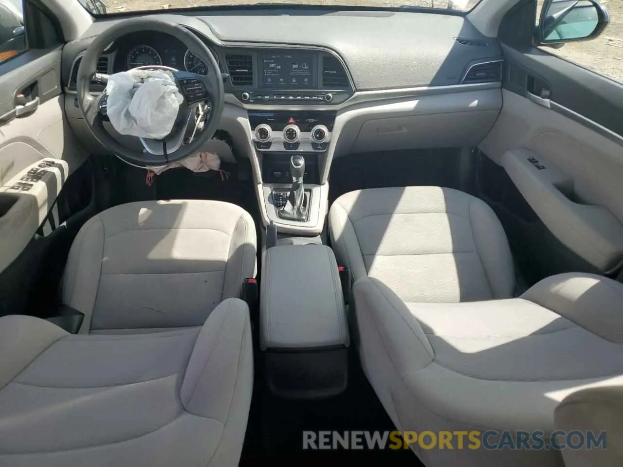 8 Photograph of a damaged car 5NPD84LF4KH420528 HYUNDAI ELANTRA 2019