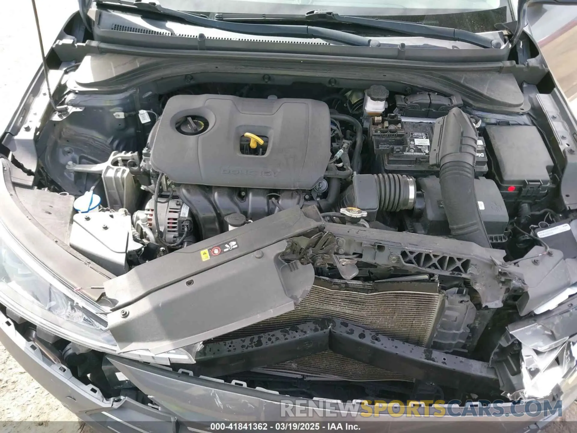 10 Photograph of a damaged car 5NPD84LF4KH424174 HYUNDAI ELANTRA 2019