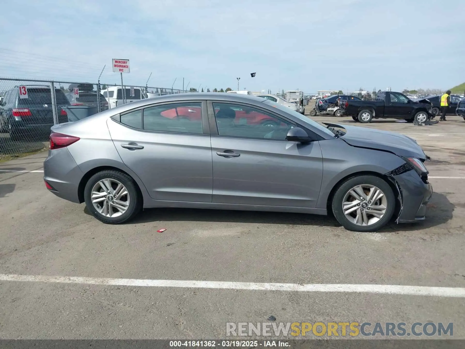 13 Photograph of a damaged car 5NPD84LF4KH424174 HYUNDAI ELANTRA 2019