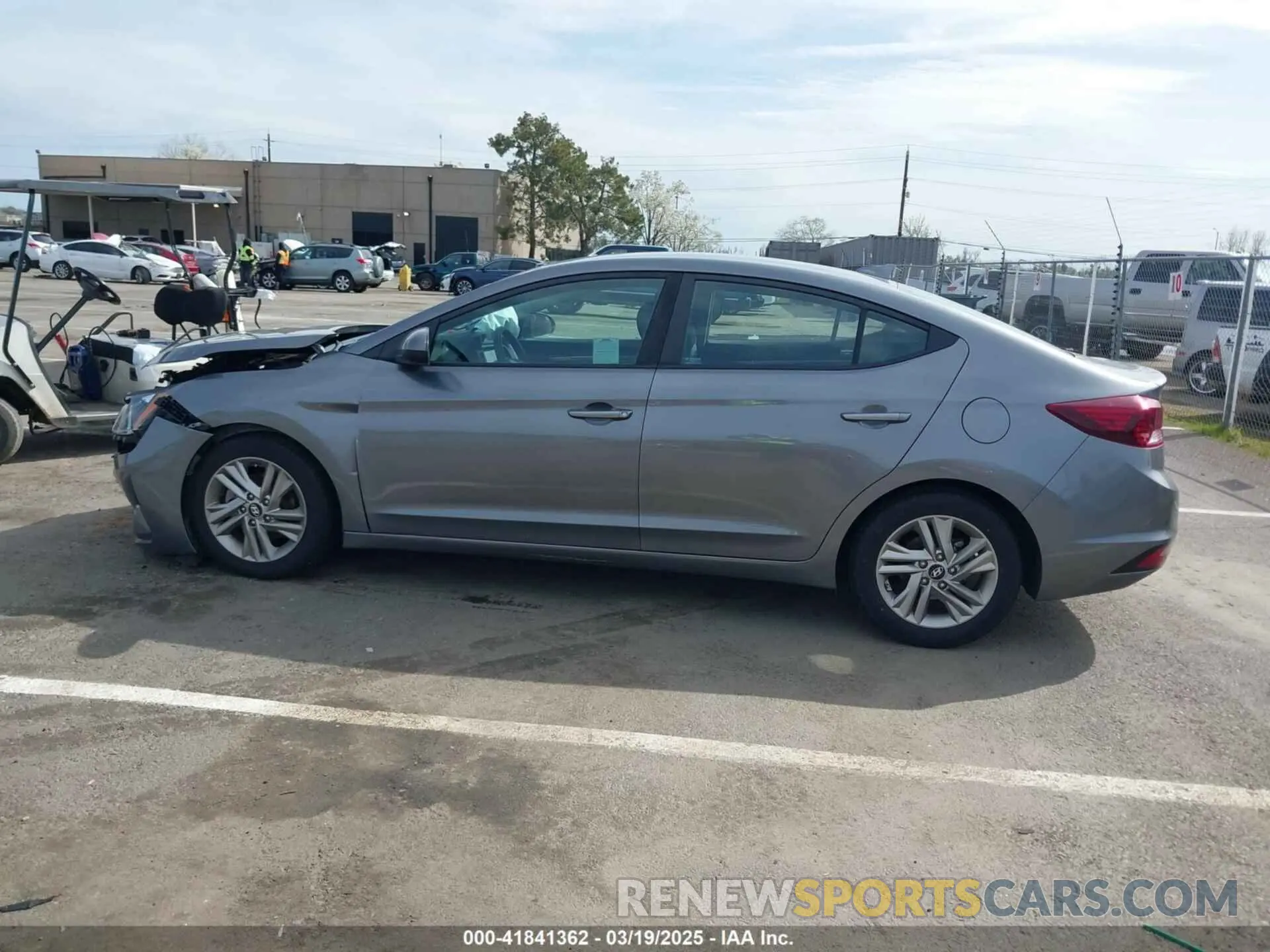 14 Photograph of a damaged car 5NPD84LF4KH424174 HYUNDAI ELANTRA 2019