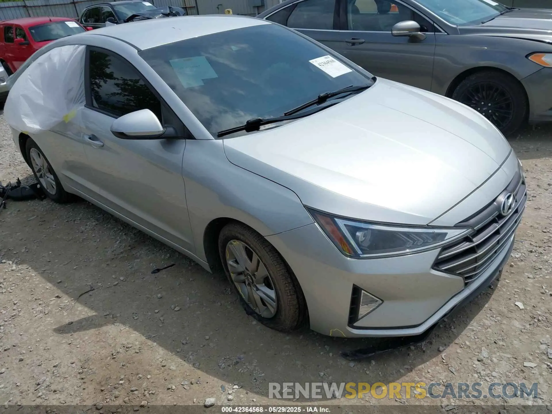 1 Photograph of a damaged car 5NPD84LF4KH426118 HYUNDAI ELANTRA 2019