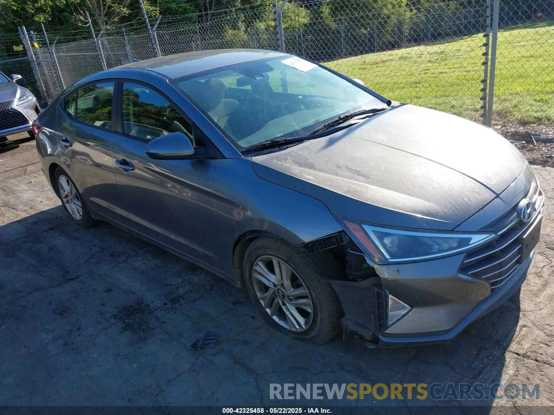 1 Photograph of a damaged car 5NPD84LF4KH428516 HYUNDAI ELANTRA 2019