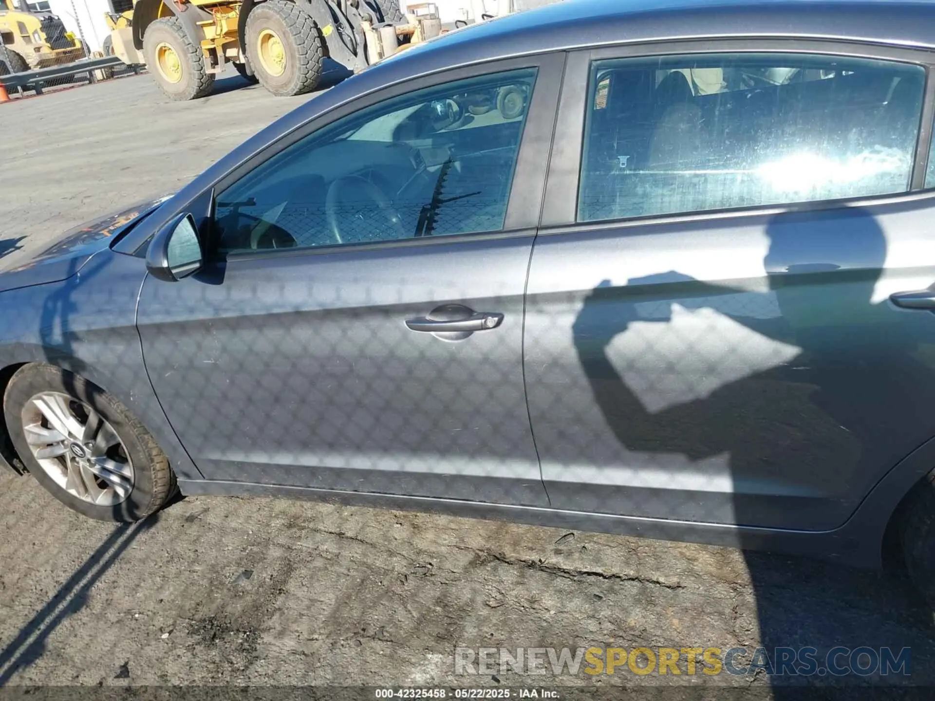13 Photograph of a damaged car 5NPD84LF4KH428516 HYUNDAI ELANTRA 2019