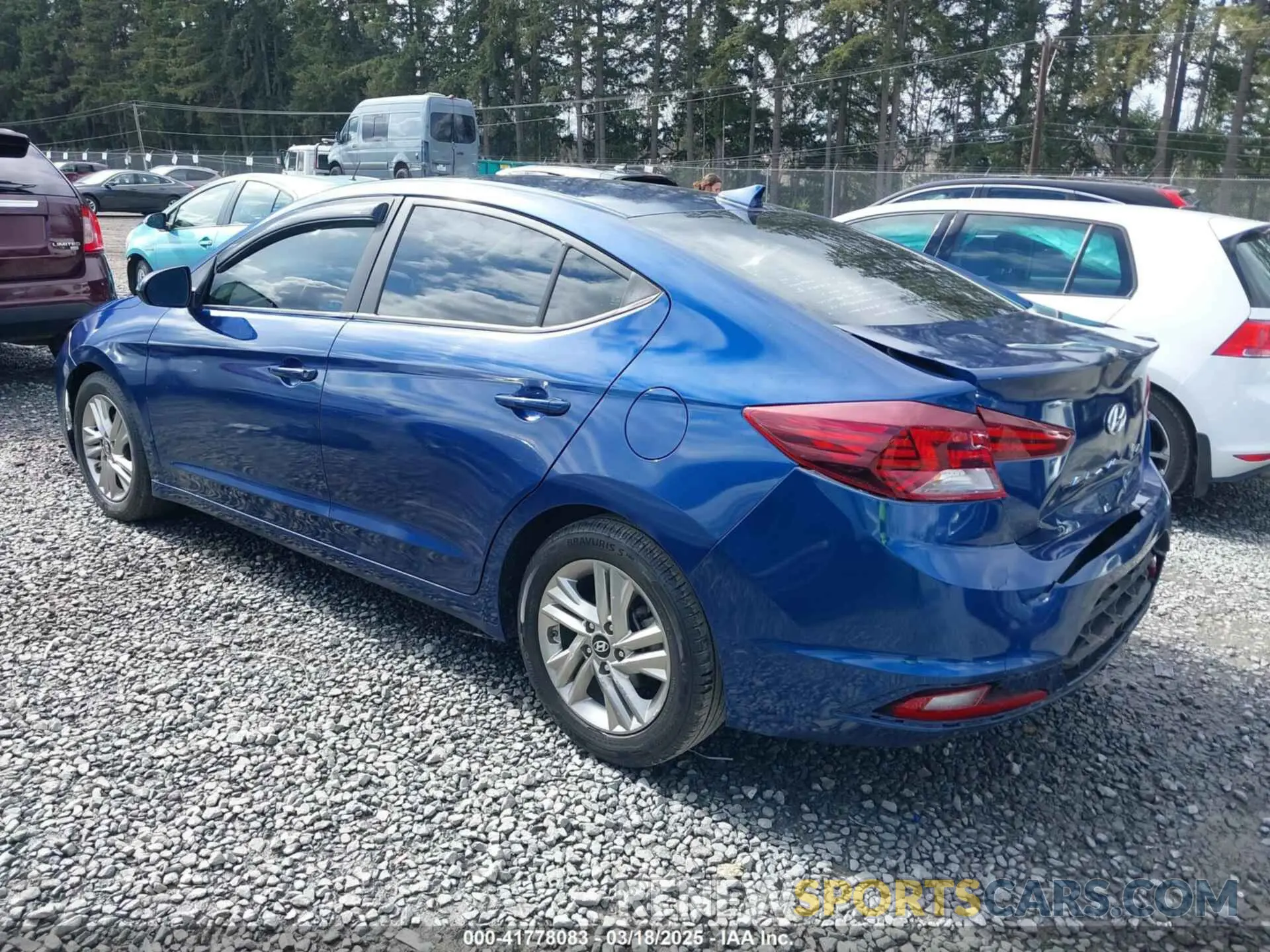 3 Photograph of a damaged car 5NPD84LF4KH435420 HYUNDAI ELANTRA 2019