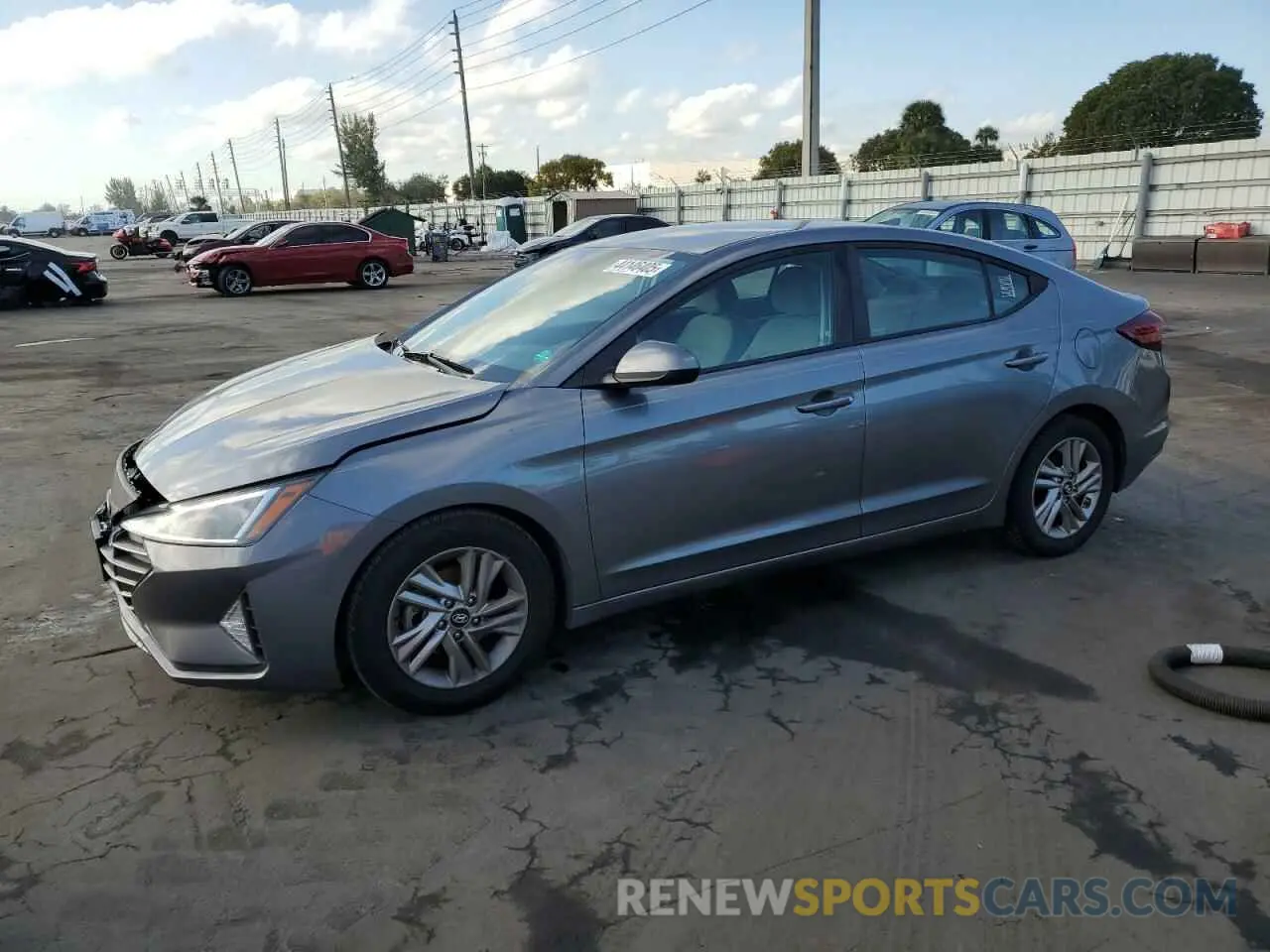 1 Photograph of a damaged car 5NPD84LF4KH442934 HYUNDAI ELANTRA 2019