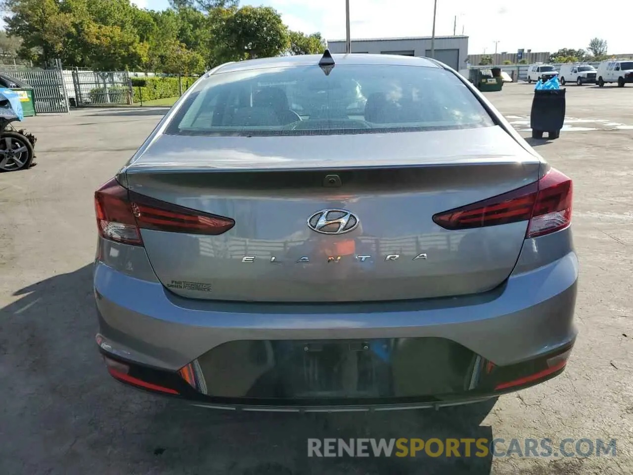 6 Photograph of a damaged car 5NPD84LF4KH442934 HYUNDAI ELANTRA 2019