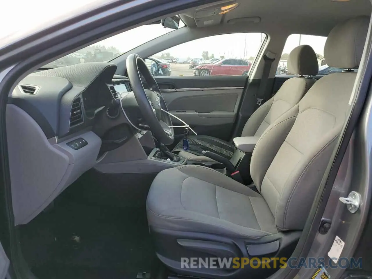 7 Photograph of a damaged car 5NPD84LF4KH442934 HYUNDAI ELANTRA 2019