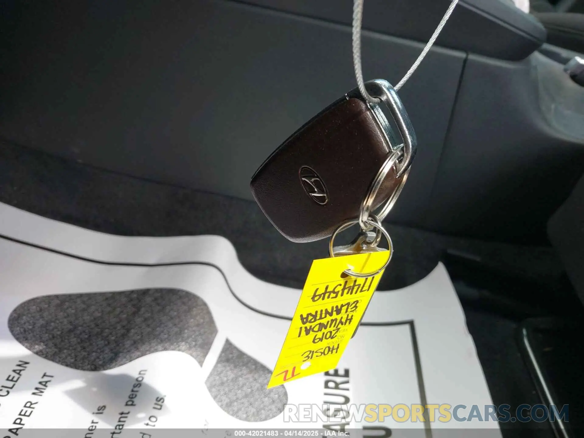 11 Photograph of a damaged car 5NPD84LF4KH446742 HYUNDAI ELANTRA 2019