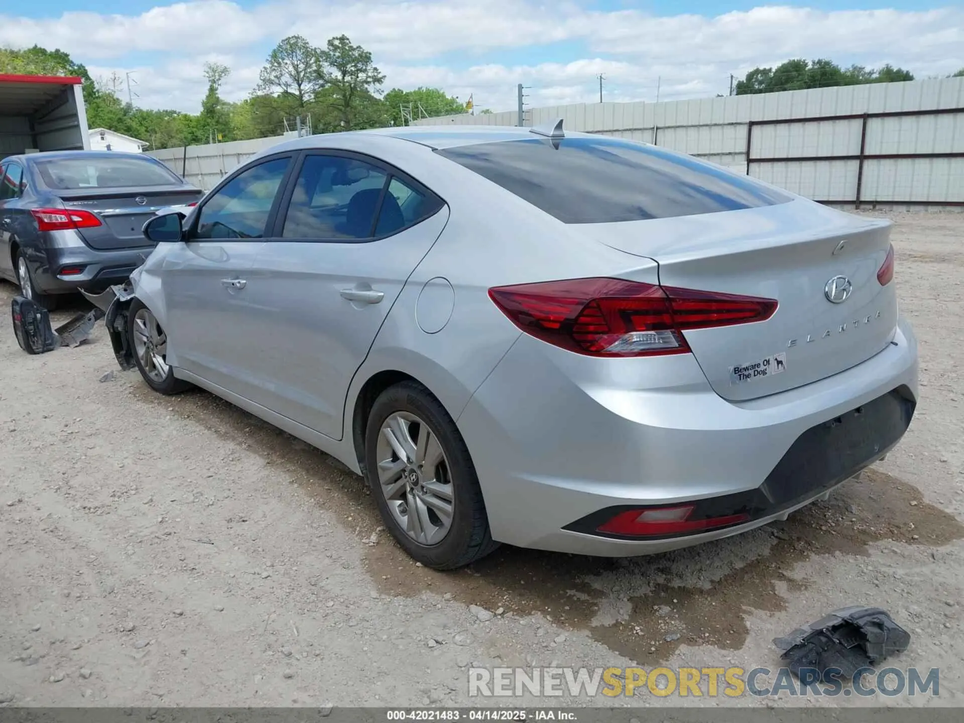 3 Photograph of a damaged car 5NPD84LF4KH446742 HYUNDAI ELANTRA 2019