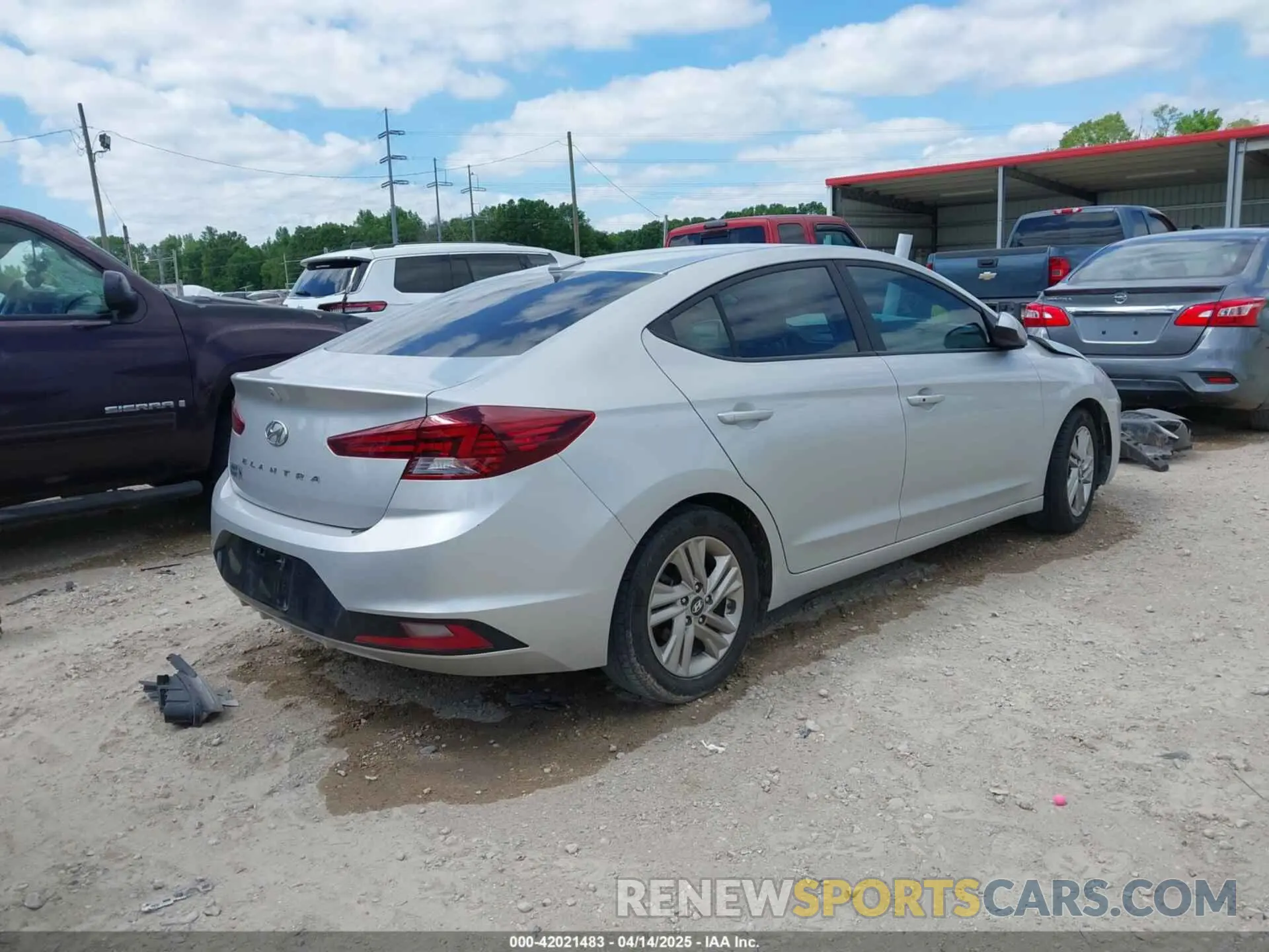 4 Photograph of a damaged car 5NPD84LF4KH446742 HYUNDAI ELANTRA 2019