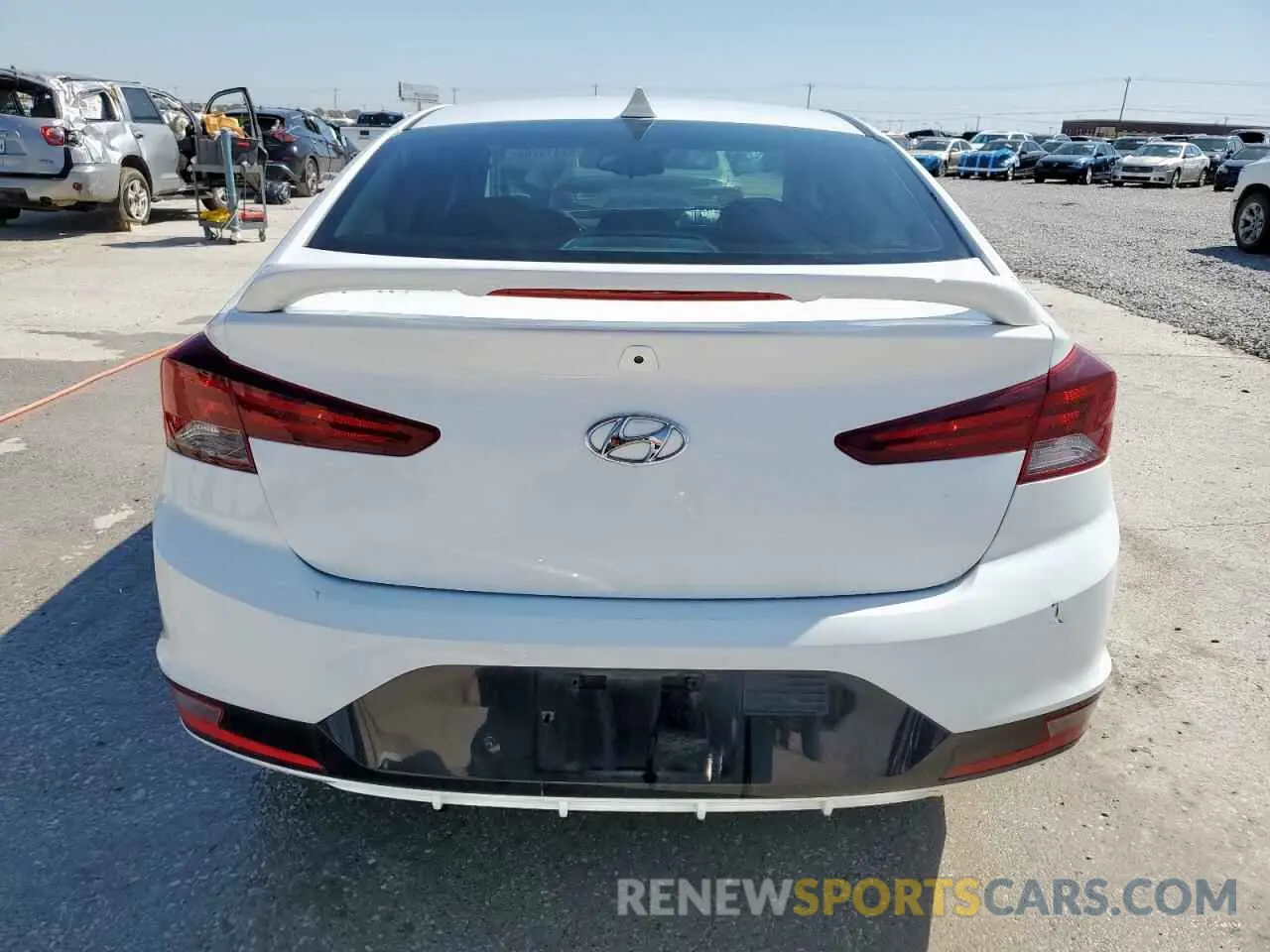 6 Photograph of a damaged car 5NPD84LF4KH462861 HYUNDAI ELANTRA 2019