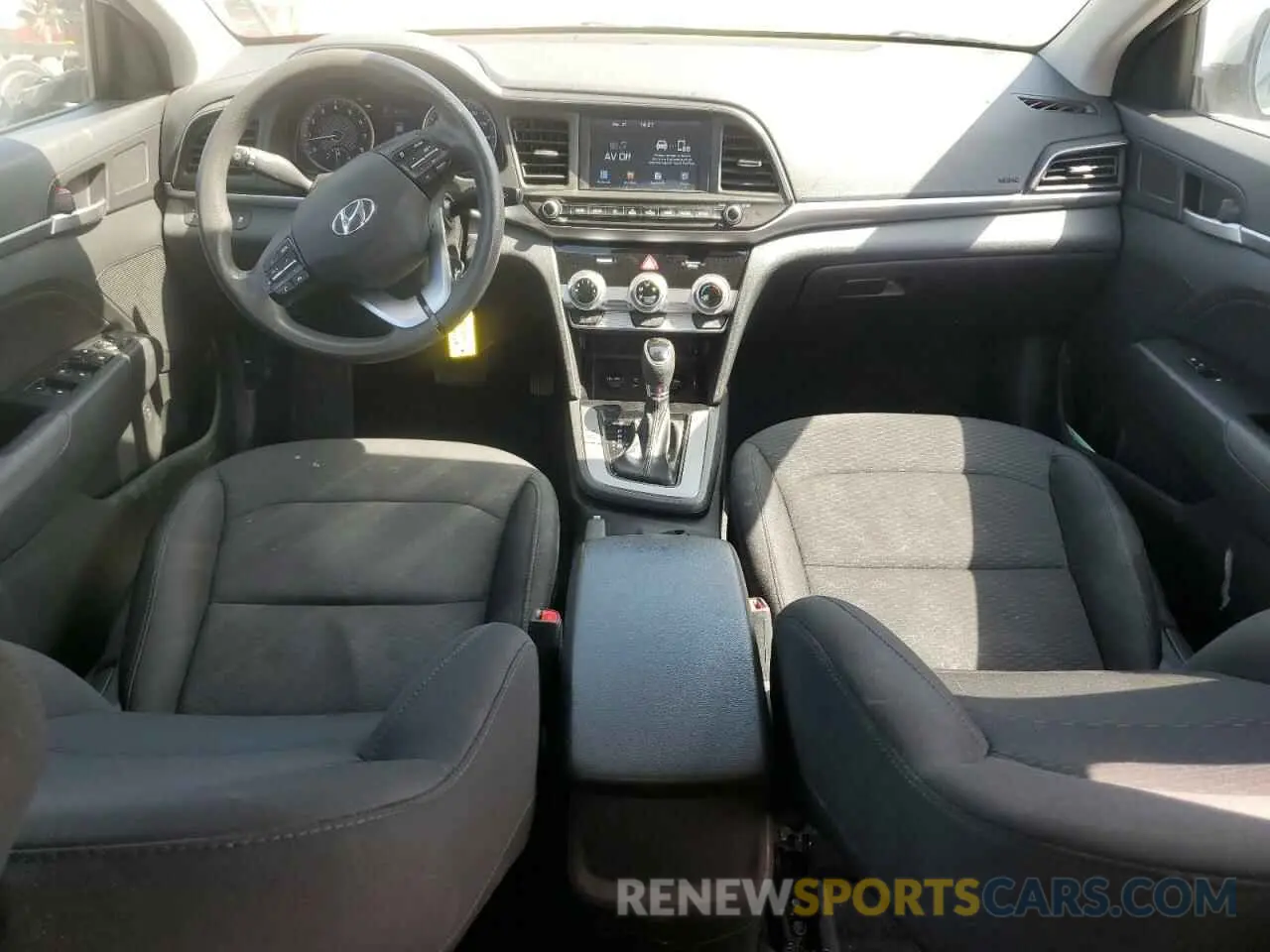 8 Photograph of a damaged car 5NPD84LF4KH478297 HYUNDAI ELANTRA 2019