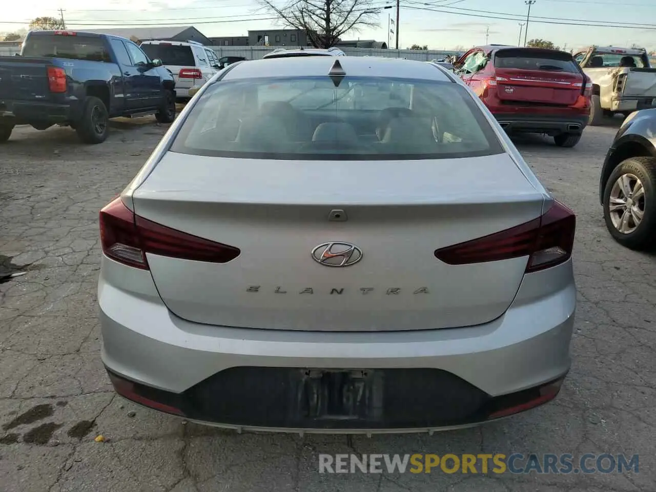 6 Photograph of a damaged car 5NPD84LF4KH484245 HYUNDAI ELANTRA 2019