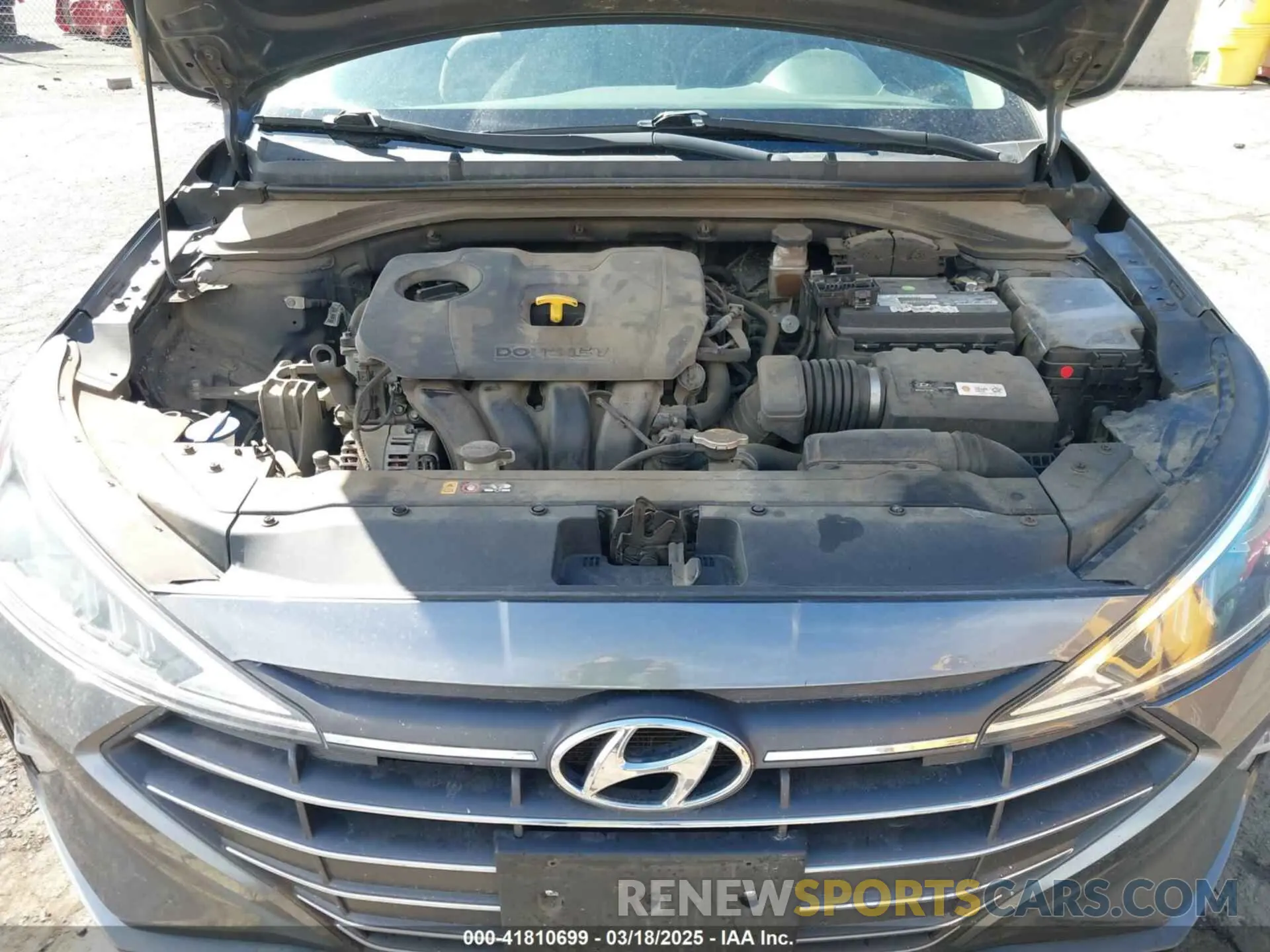 10 Photograph of a damaged car 5NPD84LF5KH404841 HYUNDAI ELANTRA 2019