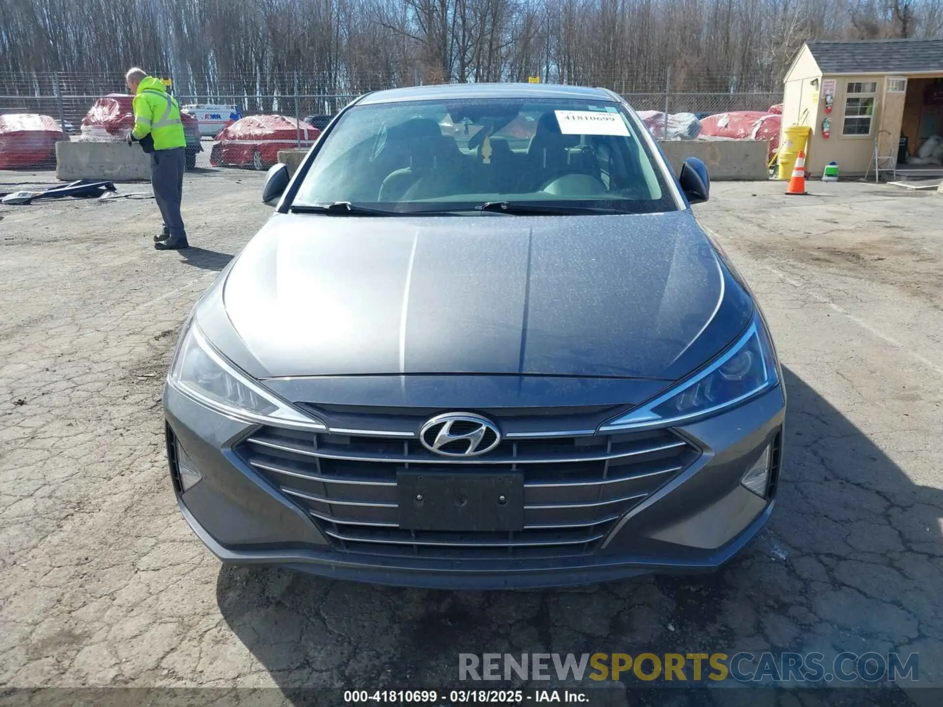 12 Photograph of a damaged car 5NPD84LF5KH404841 HYUNDAI ELANTRA 2019