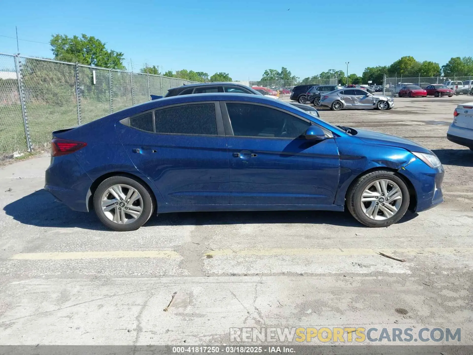 13 Photograph of a damaged car 5NPD84LF5KH407836 HYUNDAI ELANTRA 2019