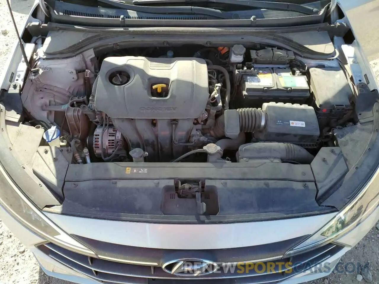 11 Photograph of a damaged car 5NPD84LF5KH408498 HYUNDAI ELANTRA 2019