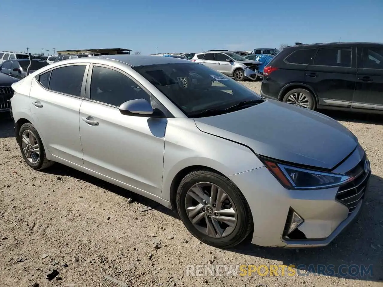 4 Photograph of a damaged car 5NPD84LF5KH408498 HYUNDAI ELANTRA 2019