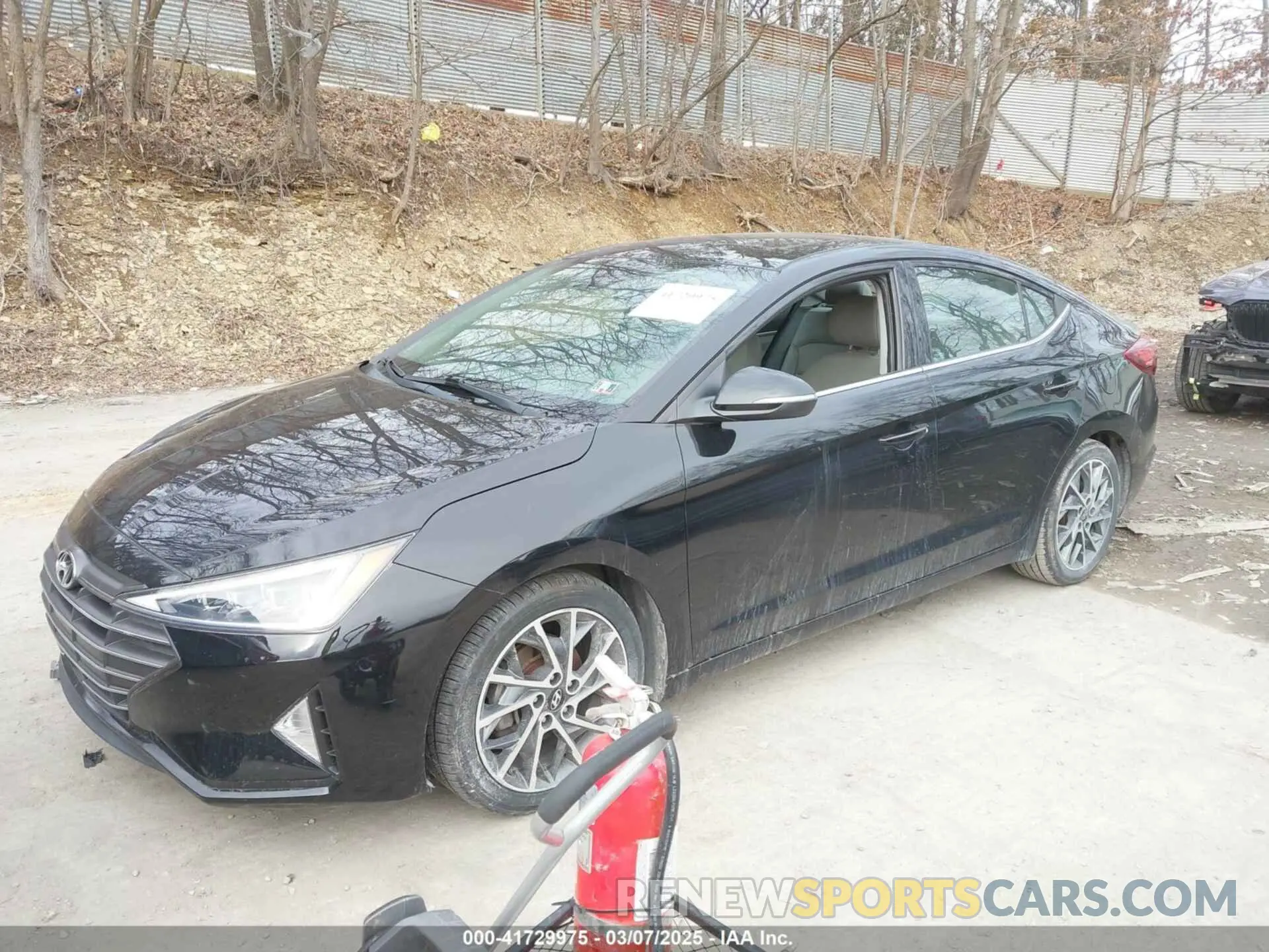 2 Photograph of a damaged car 5NPD84LF5KH409568 HYUNDAI ELANTRA 2019