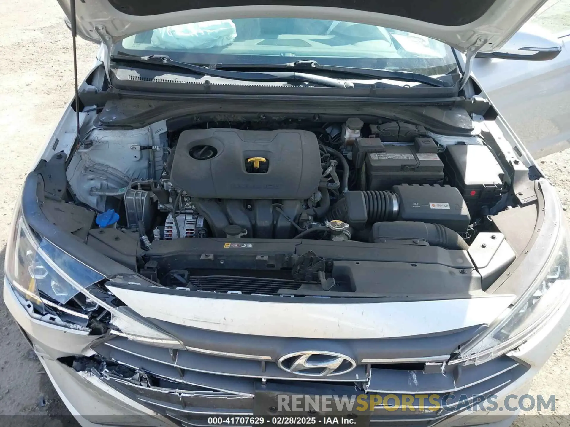 10 Photograph of a damaged car 5NPD84LF5KH422191 HYUNDAI ELANTRA 2019