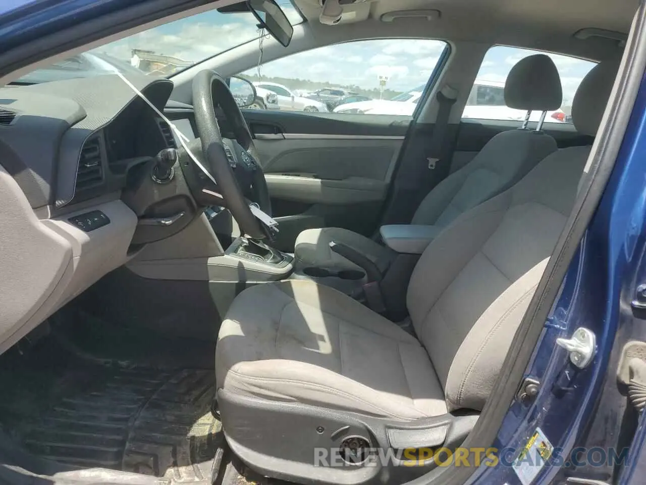 7 Photograph of a damaged car 5NPD84LF5KH436107 HYUNDAI ELANTRA 2019