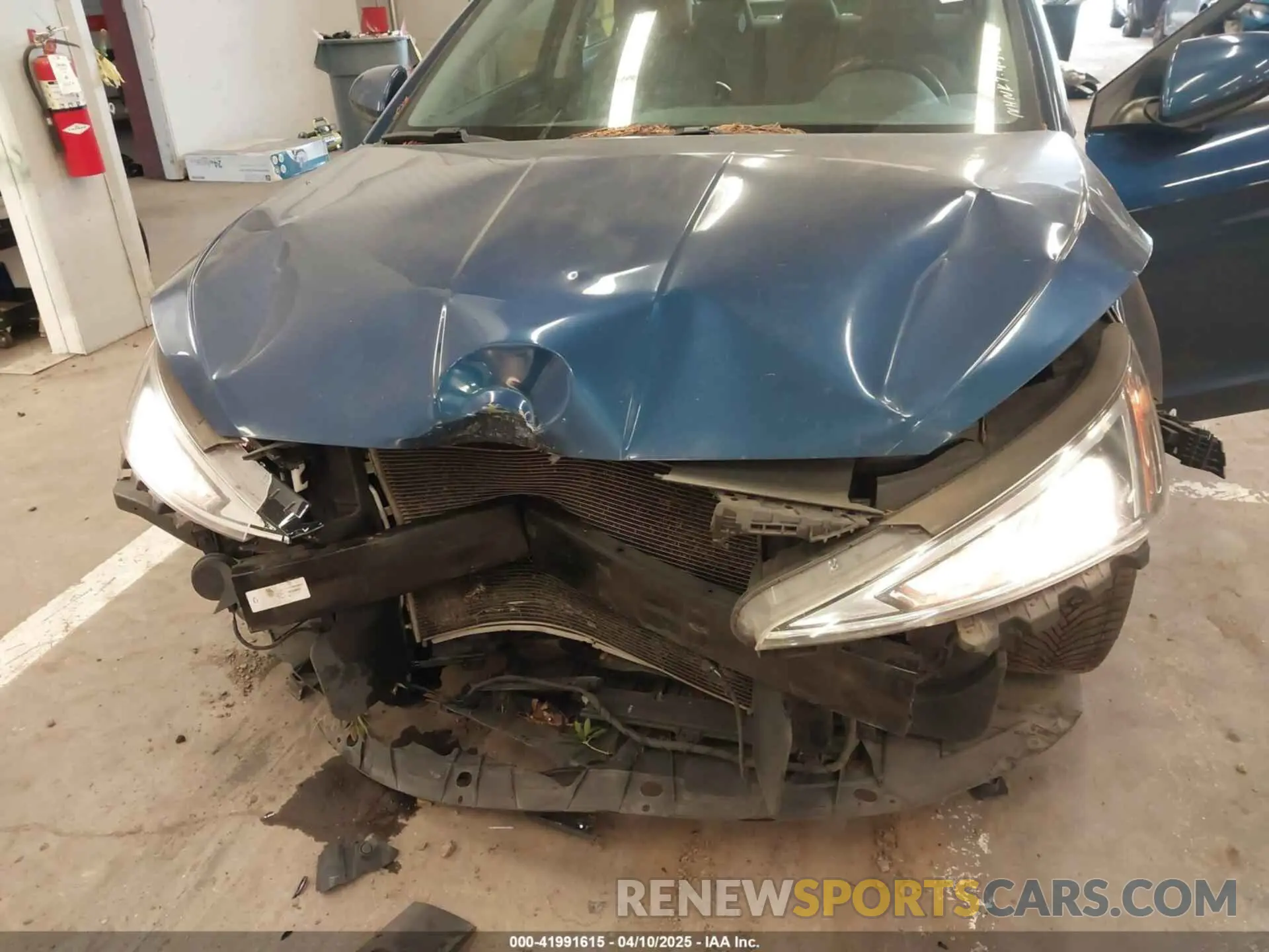 19 Photograph of a damaged car 5NPD84LF5KH438603 HYUNDAI ELANTRA 2019