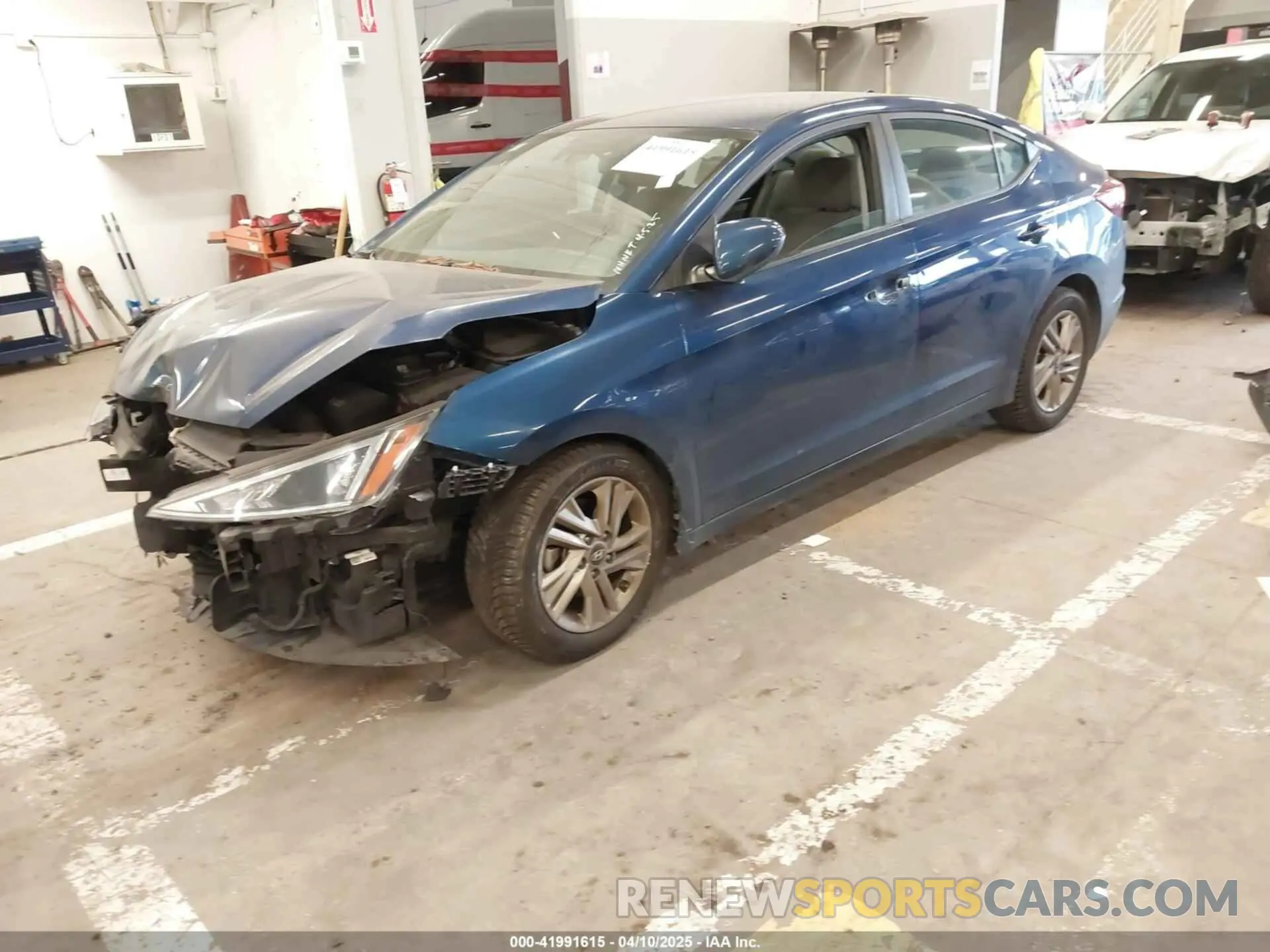 2 Photograph of a damaged car 5NPD84LF5KH438603 HYUNDAI ELANTRA 2019