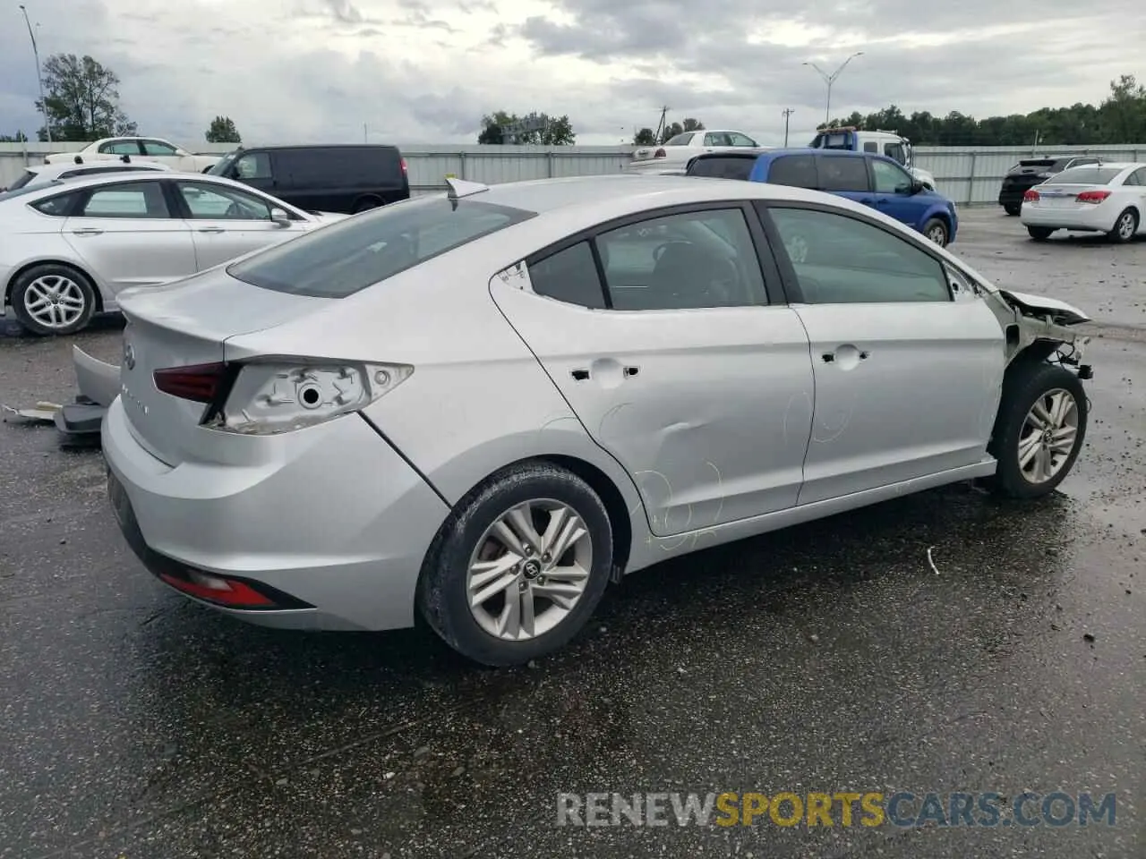 3 Photograph of a damaged car 5NPD84LF5KH440108 HYUNDAI ELANTRA 2019