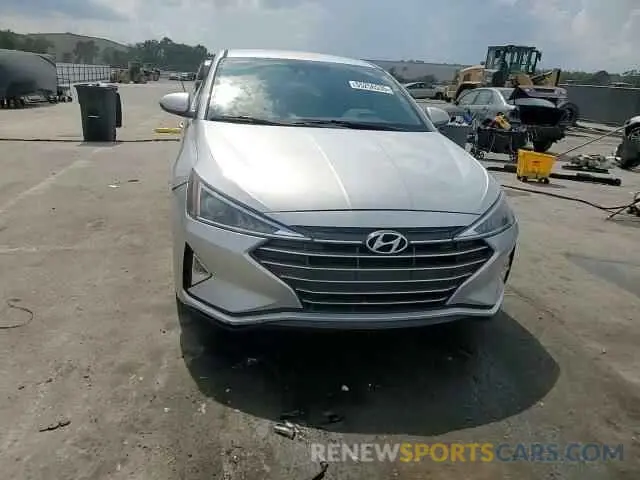 13 Photograph of a damaged car 5NPD84LF5KH444871 HYUNDAI ELANTRA 2019