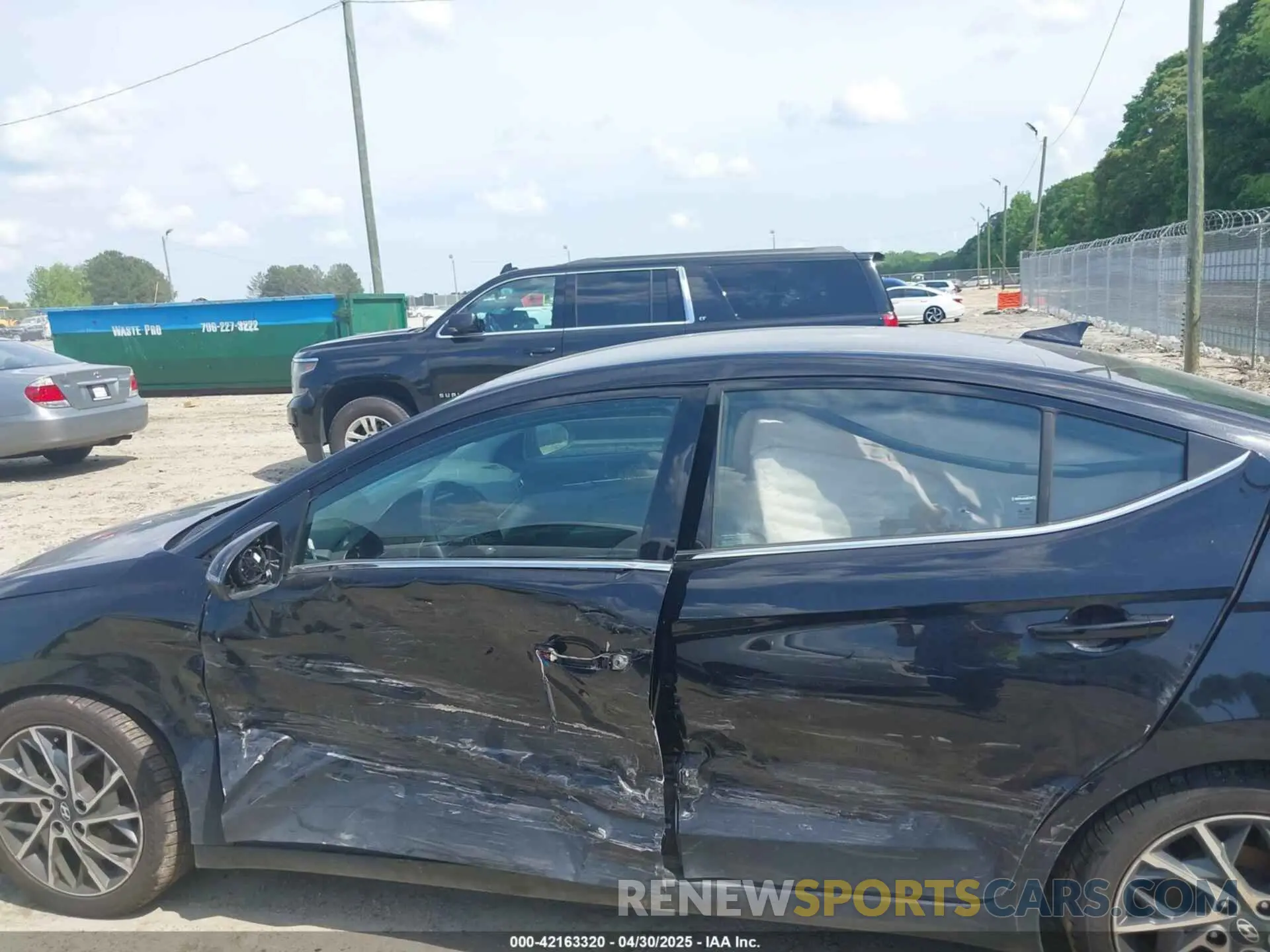 6 Photograph of a damaged car 5NPD84LF5KH445843 HYUNDAI ELANTRA 2019