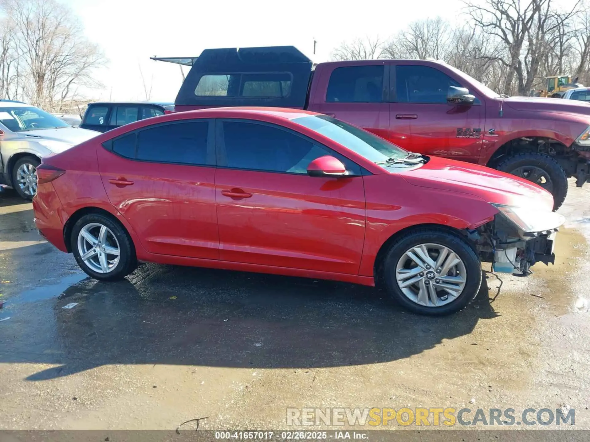 13 Photograph of a damaged car 5NPD84LF5KH448404 HYUNDAI ELANTRA 2019