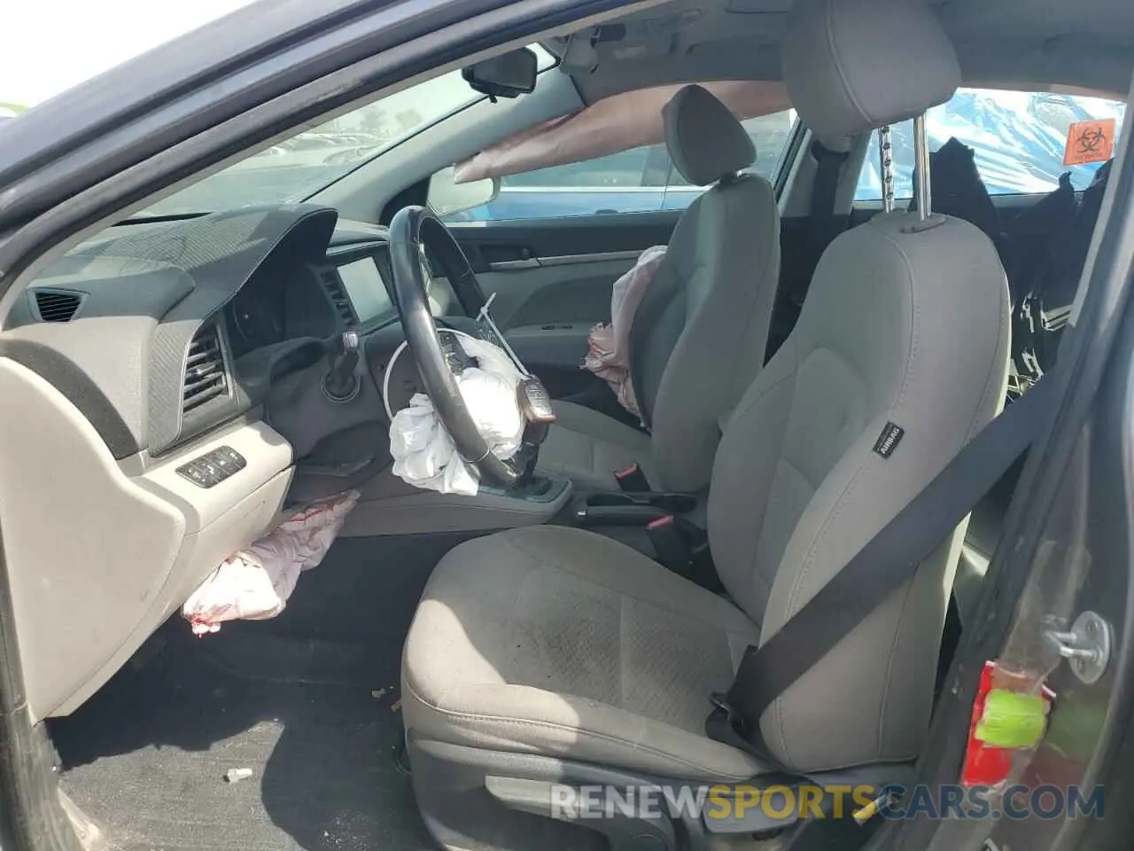 7 Photograph of a damaged car 5NPD84LF5KH452226 HYUNDAI ELANTRA 2019