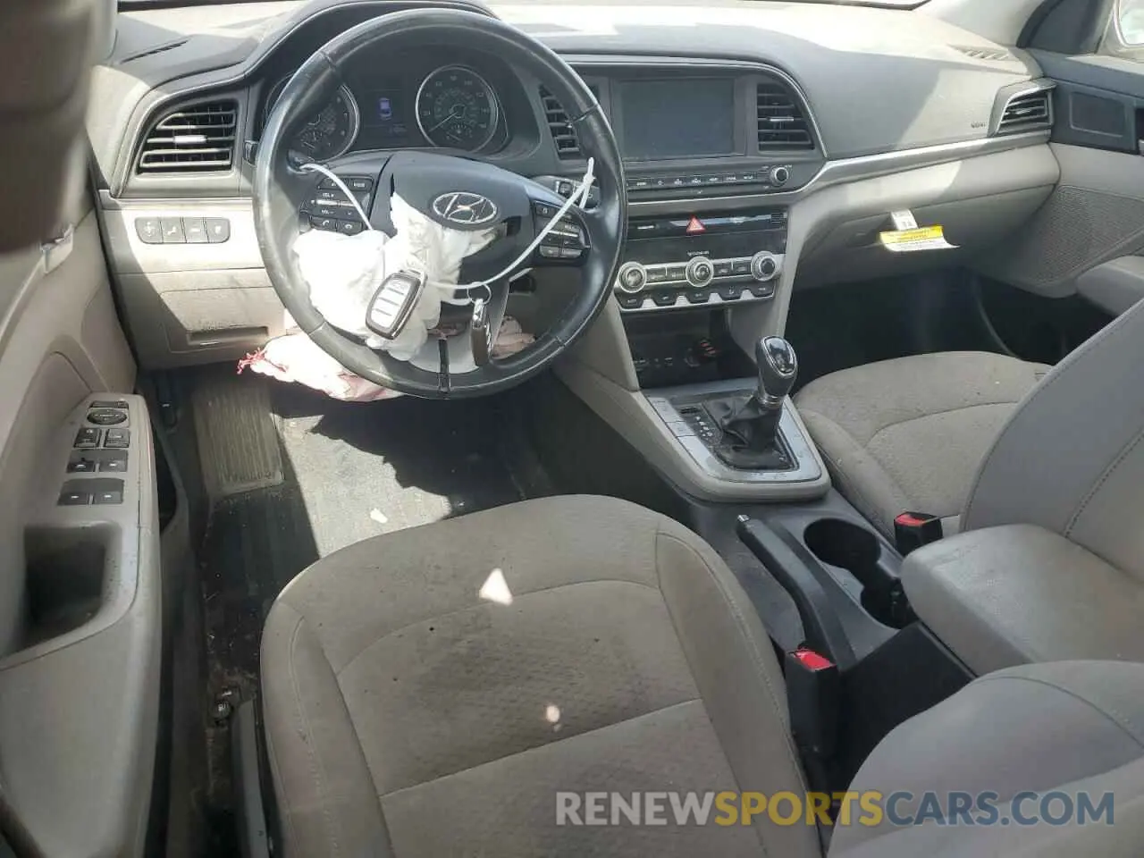 8 Photograph of a damaged car 5NPD84LF5KH452226 HYUNDAI ELANTRA 2019