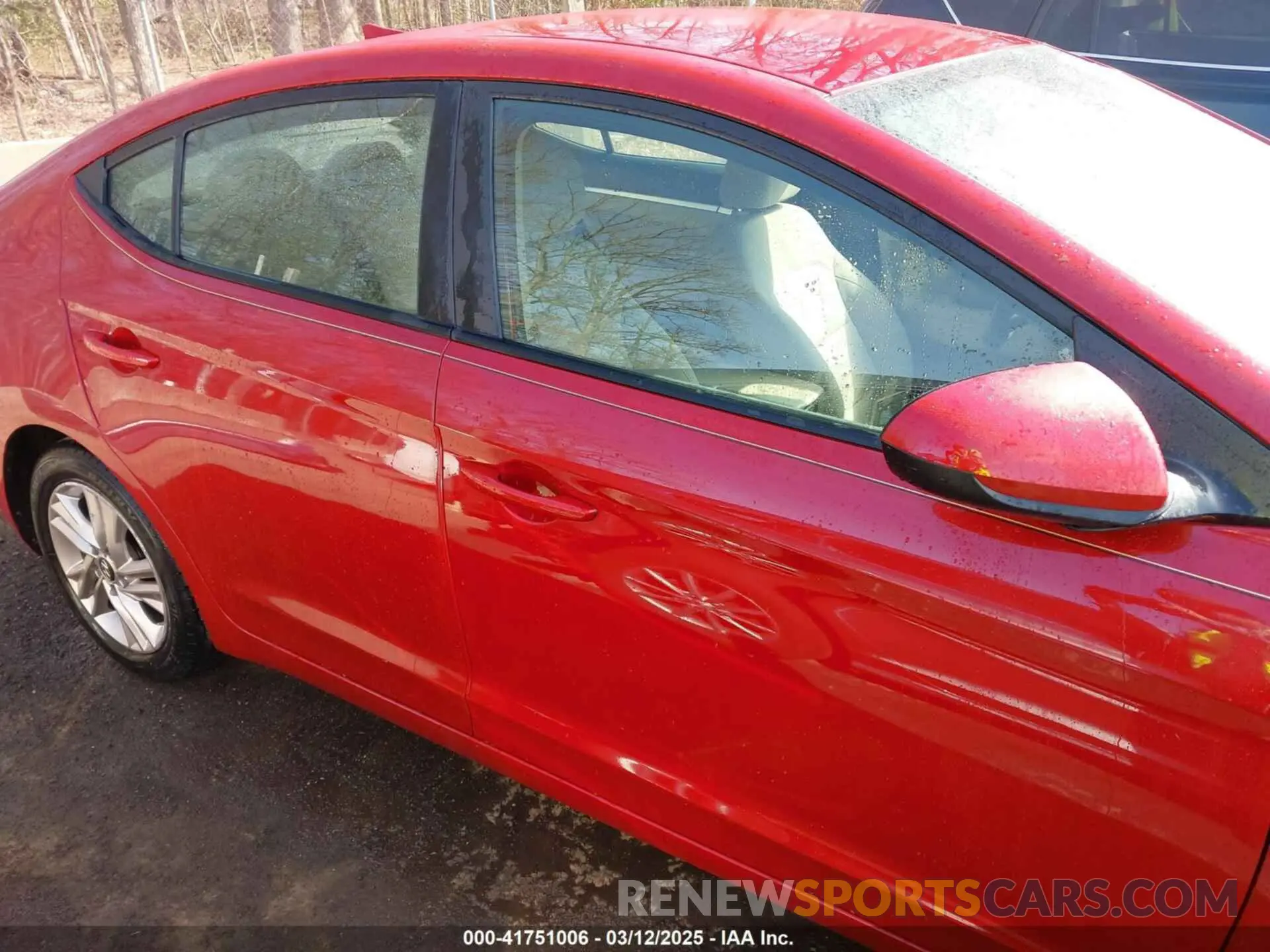 13 Photograph of a damaged car 5NPD84LF5KH466241 HYUNDAI ELANTRA 2019