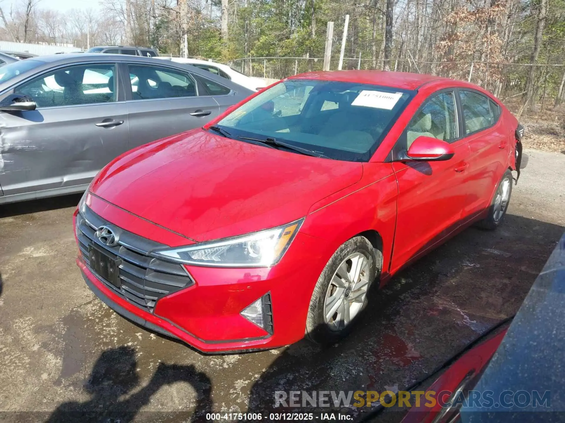 2 Photograph of a damaged car 5NPD84LF5KH466241 HYUNDAI ELANTRA 2019