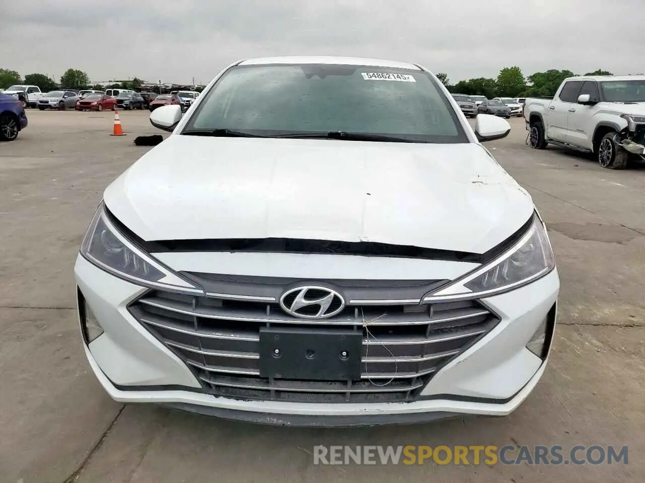 5 Photograph of a damaged car 5NPD84LF5KH480396 HYUNDAI ELANTRA 2019
