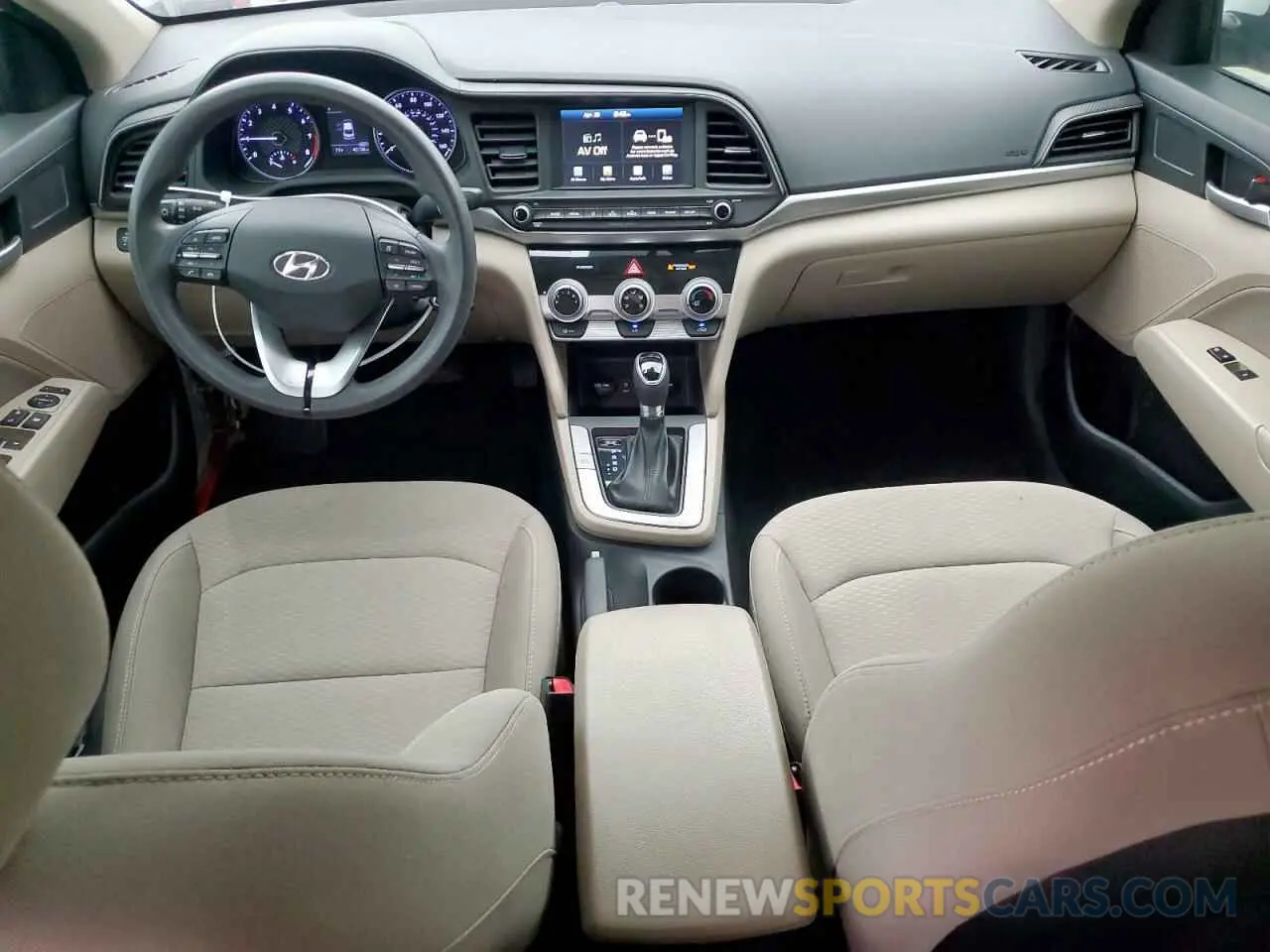 8 Photograph of a damaged car 5NPD84LF5KH480396 HYUNDAI ELANTRA 2019