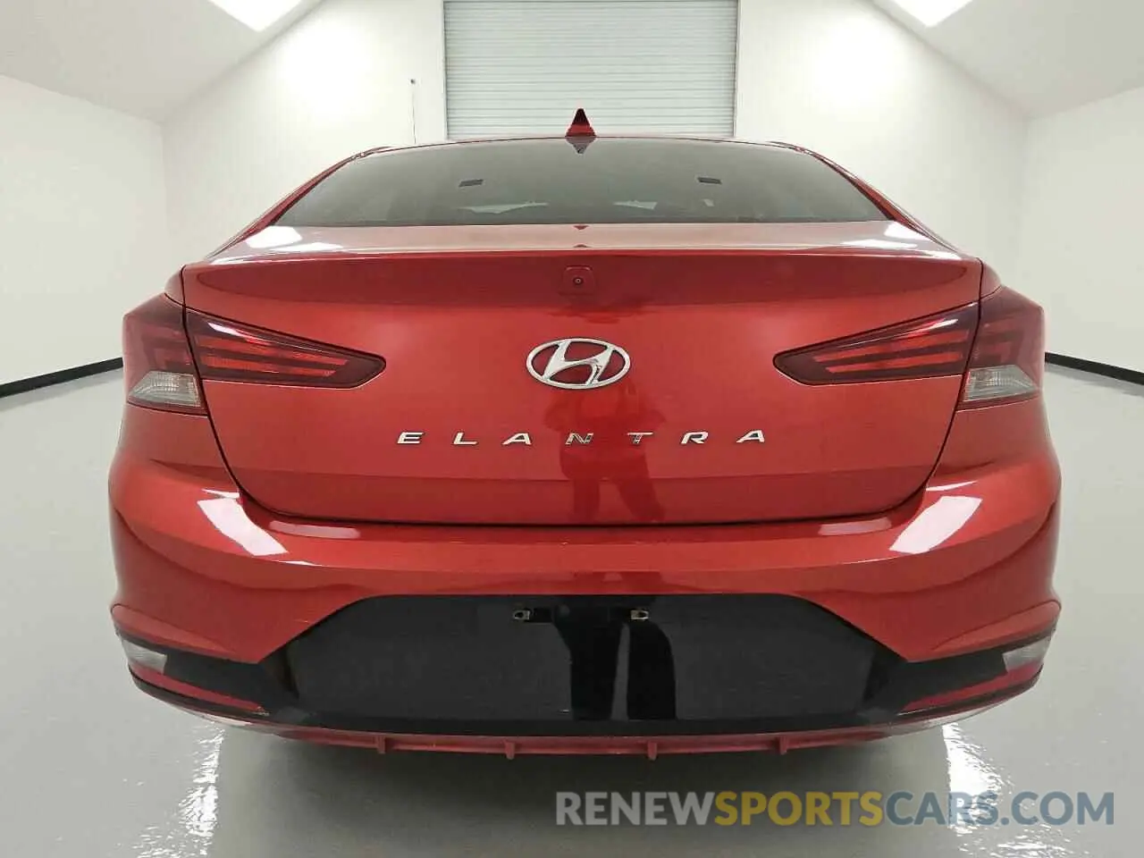6 Photograph of a damaged car 5NPD84LF5KH487333 HYUNDAI ELANTRA 2019