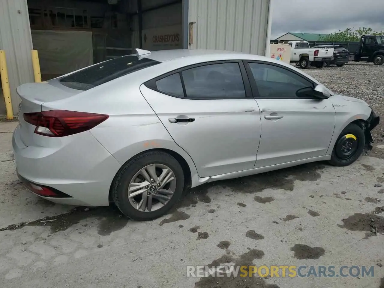 3 Photograph of a damaged car 5NPD84LF6KH401866 HYUNDAI ELANTRA 2019