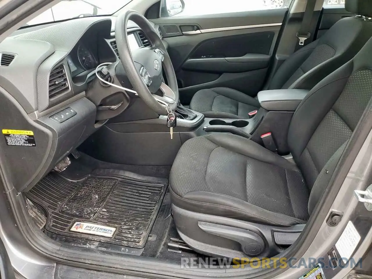 7 Photograph of a damaged car 5NPD84LF6KH404864 HYUNDAI ELANTRA 2019
