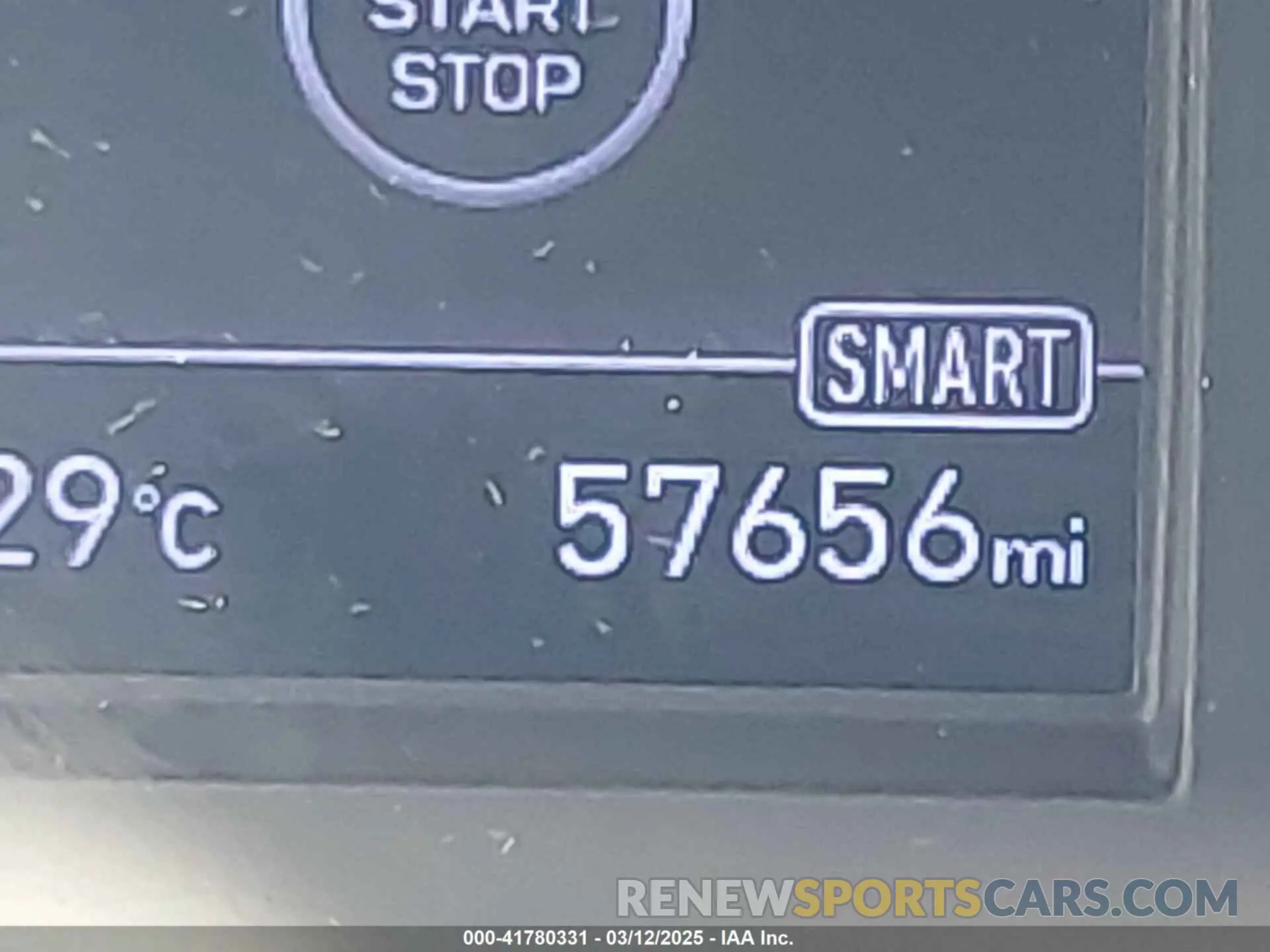 16 Photograph of a damaged car 5NPD84LF6KH414388 HYUNDAI ELANTRA 2019