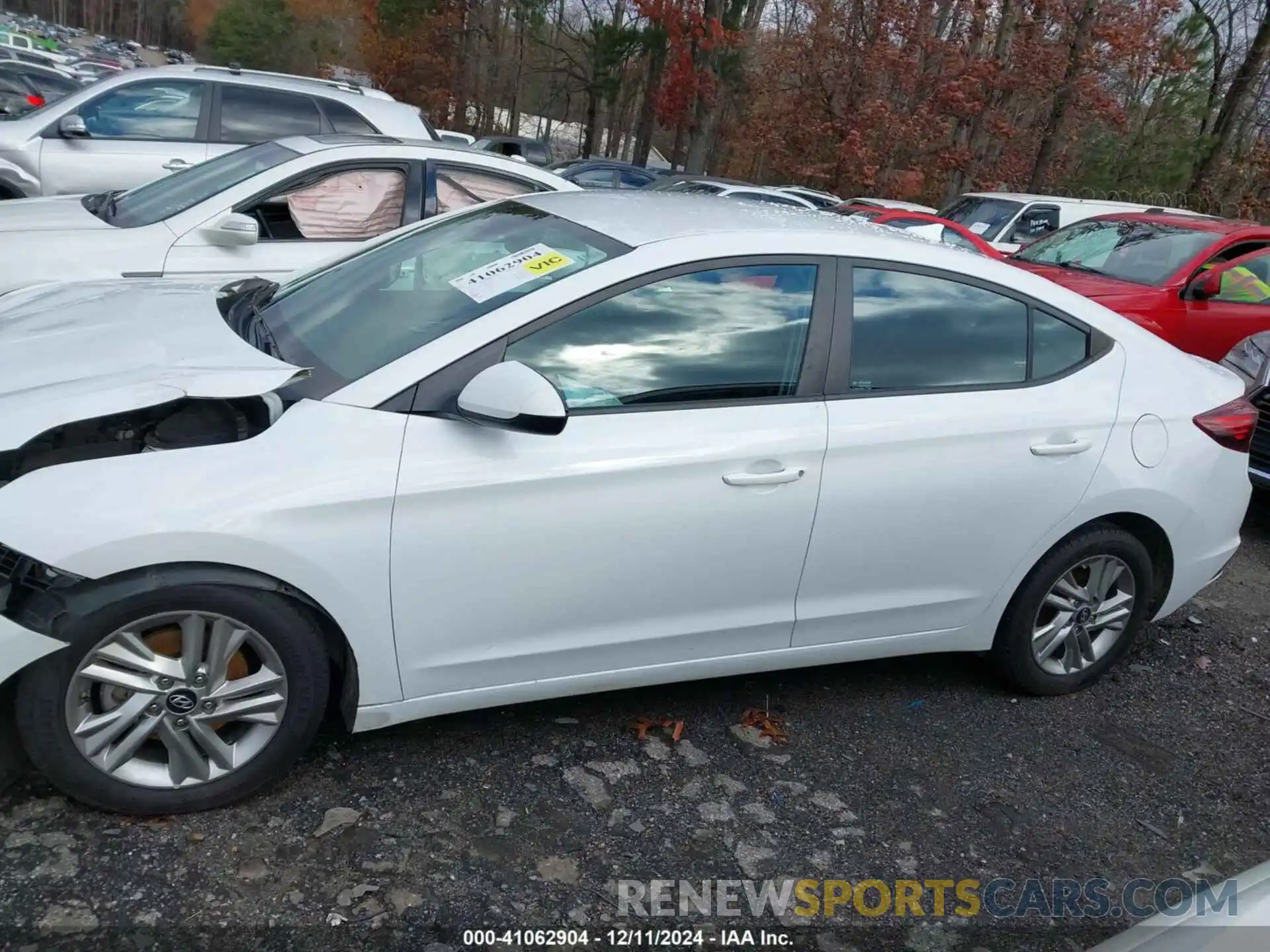 14 Photograph of a damaged car 5NPD84LF6KH417632 HYUNDAI ELANTRA 2019