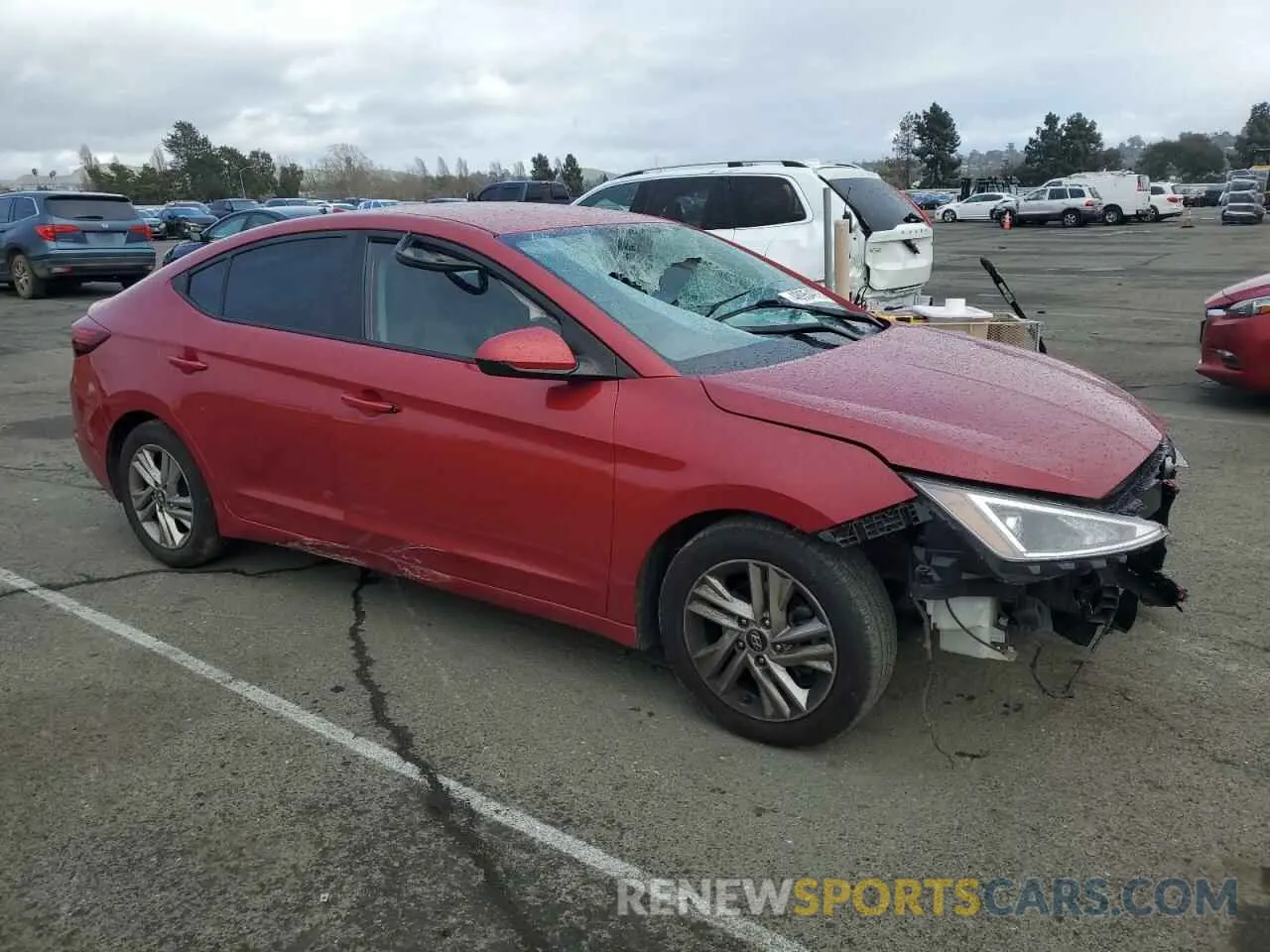 4 Photograph of a damaged car 5NPD84LF6KH421406 HYUNDAI ELANTRA 2019