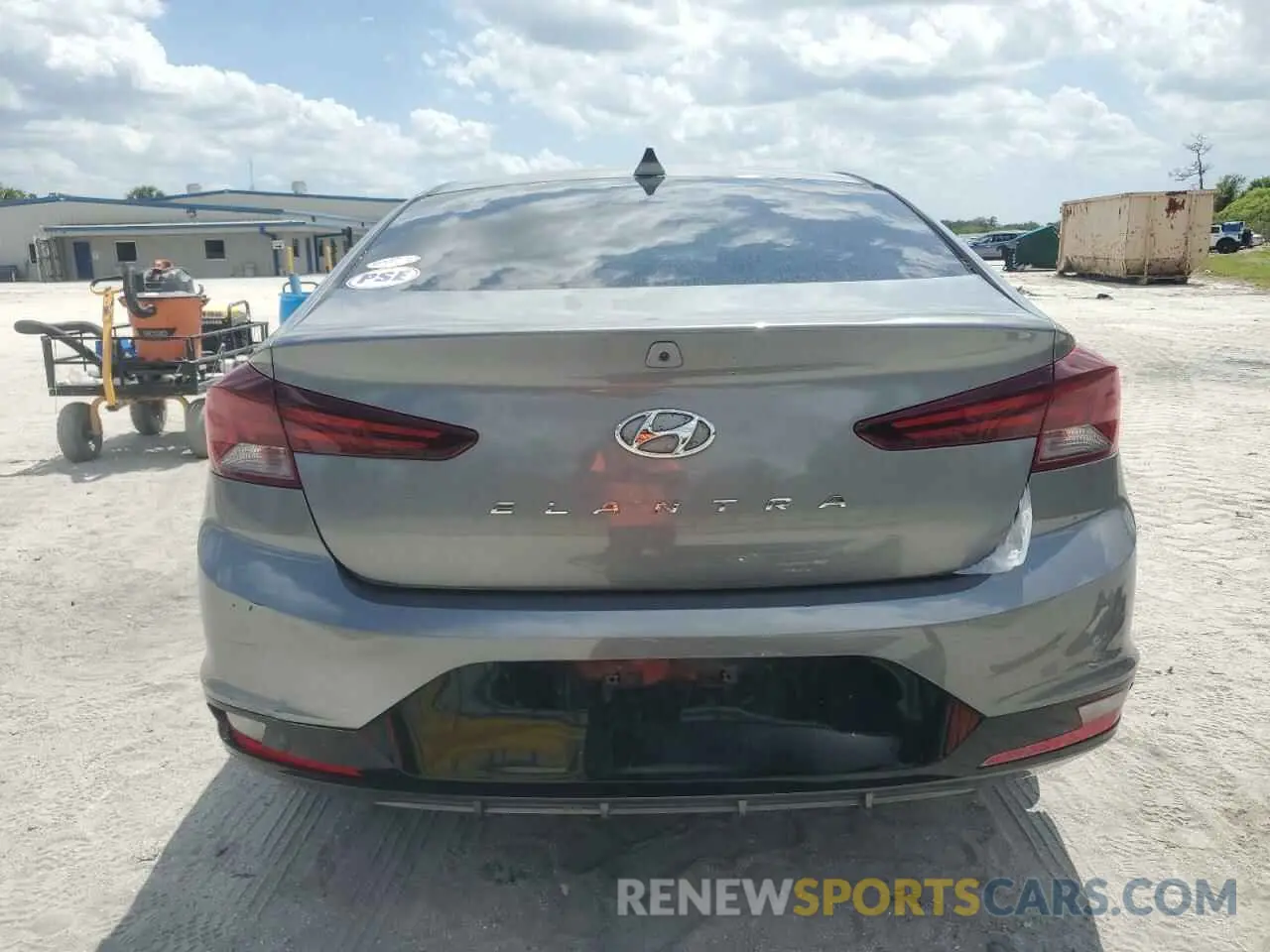 6 Photograph of a damaged car 5NPD84LF6KH421972 HYUNDAI ELANTRA 2019